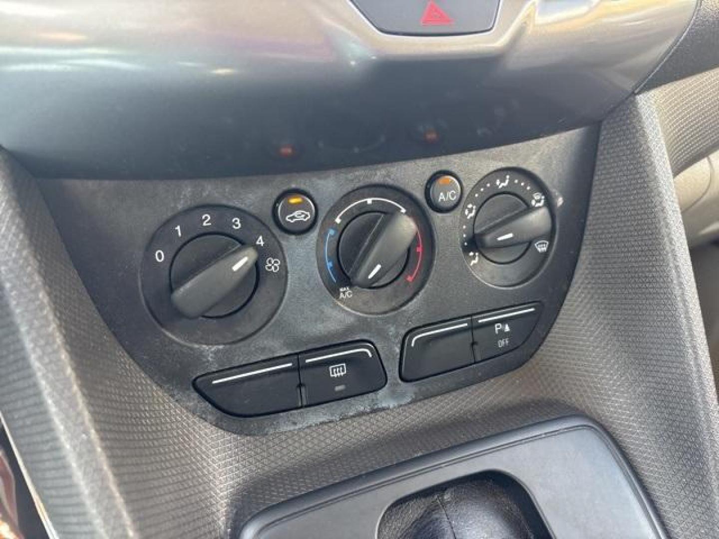 2015 Magnetic Metallic /Medium Stone Ford Transit Connect XLT (NM0GE9F74F1) with an Duratec 2.5L I4 engine, Automatic transmission, located at 1105 E Mulberry, Kaufman, TX, 75142, (972) 962-2151, 32.589550, -96.300926 - Photo#20