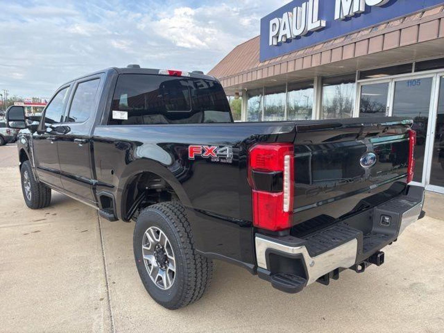 2025 Black Metallic /Black Onyx Ford F-250SD Lariat (1FT8W2BT2SE) with an Power Stroke 6.7L V8 DI 32V OHV Turbodiesel engine, Automatic transmission, located at 1105 E Mulberry, Kaufman, TX, 75142, (972) 962-2151, 32.589550, -96.300926 - $7,705 off MSRP!<br><br>4WD.<br>Agate Black Metallic 2025 Ford F-250SD 4D Crew Cab Lariat 4WD 10-Speed Automatic Power Stroke 6.7L V8 DI 32V OHV Turbodiesel Price includes: $2000 - Retail Customer Cash. Exp. 03/31/2026 - Photo#3