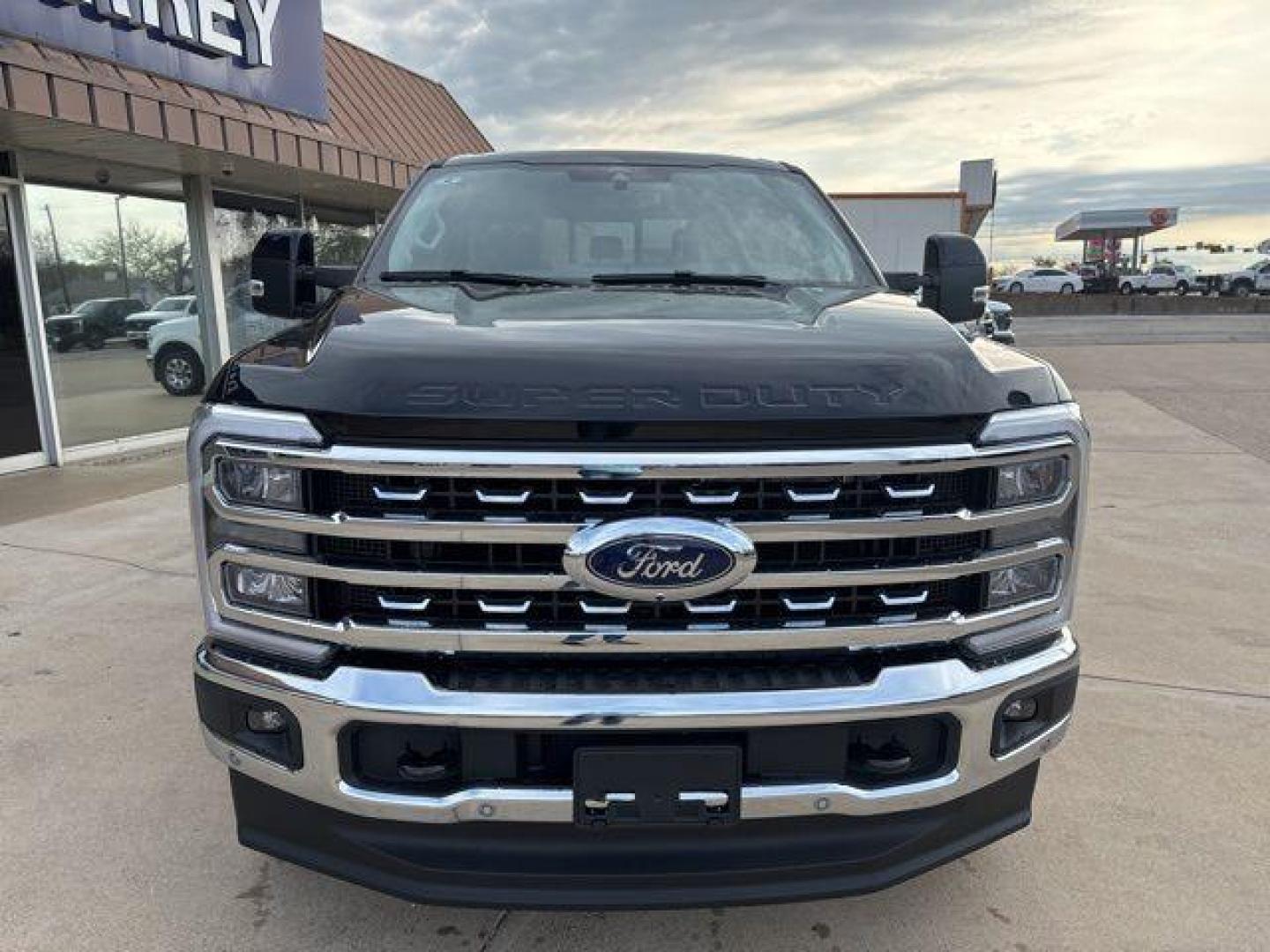 2025 Black Metallic /Black Onyx Ford F-250SD Lariat (1FT8W2BT2SE) with an Power Stroke 6.7L V8 DI 32V OHV Turbodiesel engine, Automatic transmission, located at 1105 E Mulberry, Kaufman, TX, 75142, (972) 962-2151, 32.589550, -96.300926 - $7,705 off MSRP!<br><br>4WD.<br>Agate Black Metallic 2025 Ford F-250SD 4D Crew Cab Lariat 4WD 10-Speed Automatic Power Stroke 6.7L V8 DI 32V OHV Turbodiesel Price includes: $2000 - Retail Customer Cash. Exp. 03/31/2026 - Photo#7