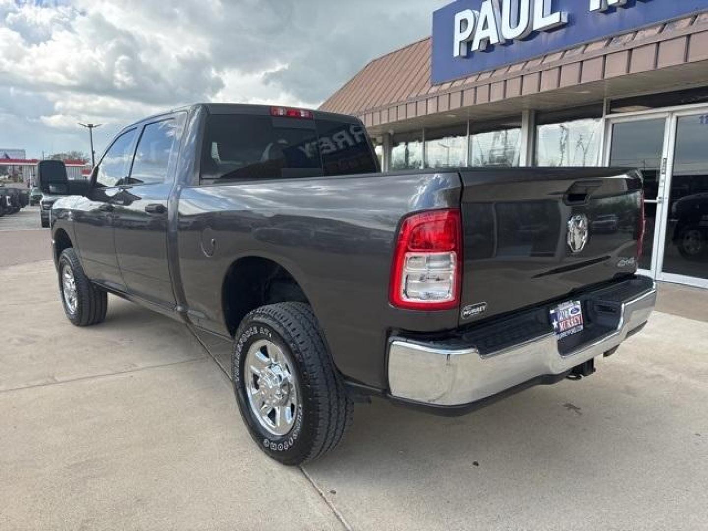 2024 Granite Crystal Metallic Clearcoat /Black Ram 2500 Tradesman (3C6UR5CL2RG) with an Cummins 6.7L I6 Turbodiesel engine, Automatic transmission, located at 1105 E Mulberry, Kaufman, TX, 75142, (972) 962-2151, 32.589550, -96.300926 - Photo#3