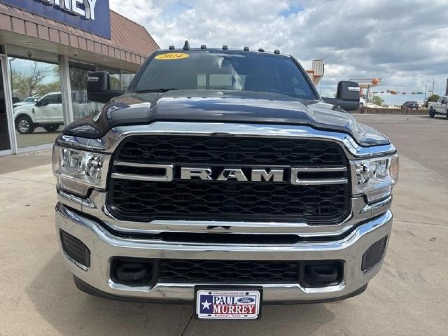 2024 Granite Crystal Metallic Clearcoat /Black Ram 2500 Tradesman (3C6UR5CL2RG) with an Cummins 6.7L I6 Turbodiesel engine, Automatic transmission, located at 1105 E Mulberry, Kaufman, TX, 75142, (972) 962-2151, 32.589550, -96.300926 - Photo#7