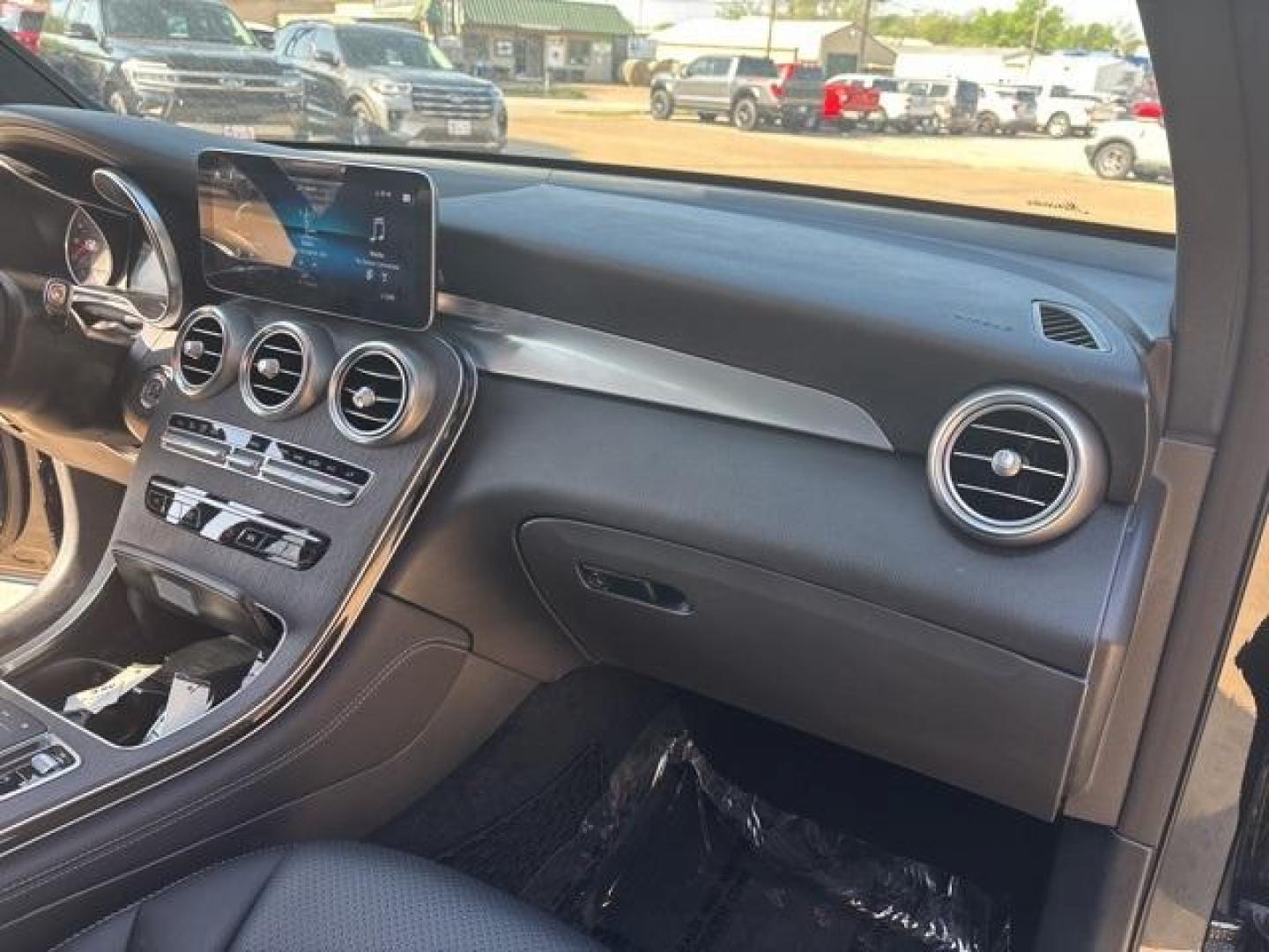 2020 Black /Black Mercedes-Benz GLC GLC 300 (WDC0G8DB1LF) with an I4 engine, Automatic transmission, located at 1105 E Mulberry, Kaufman, TX, 75142, (972) 962-2151, 32.589550, -96.300926 - Black 2020 Mercedes-Benz GLC 4D Sport Utility GLC 300 RWD 9-Speed Automatic I4 Priced below KBB Fair Purchase Price!<br><br><br>Odometer is 33259 miles below market average! 22/29 City/Highway MPG<br><br><br>Please call Paul Murrey Ford Inc. In Kaufman Texas A Family Dealership Since 1952 Serving th - Photo#18