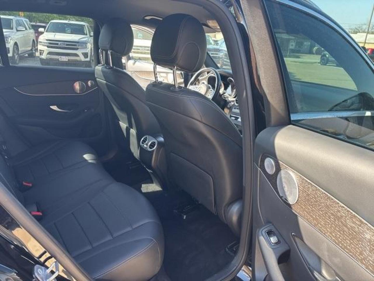 2020 Black /Black Mercedes-Benz GLC GLC 300 (WDC0G8DB1LF) with an I4 engine, Automatic transmission, located at 1105 E Mulberry, Kaufman, TX, 75142, (972) 962-2151, 32.589550, -96.300926 - Black 2020 Mercedes-Benz GLC 4D Sport Utility GLC 300 RWD 9-Speed Automatic I4 Priced below KBB Fair Purchase Price!<br><br><br>Odometer is 33259 miles below market average! 22/29 City/Highway MPG<br><br><br>Please call Paul Murrey Ford Inc. In Kaufman Texas A Family Dealership Since 1952 Serving th - Photo#19