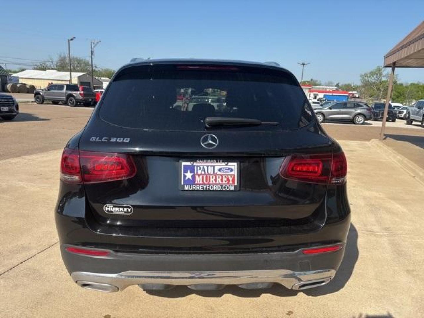 2020 Black /Black Mercedes-Benz GLC GLC 300 (WDC0G8DB1LF) with an I4 engine, Automatic transmission, located at 1105 E Mulberry, Kaufman, TX, 75142, (972) 962-2151, 32.589550, -96.300926 - Black 2020 Mercedes-Benz GLC 4D Sport Utility GLC 300 RWD 9-Speed Automatic I4 Priced below KBB Fair Purchase Price!<br><br><br>Odometer is 33259 miles below market average! 22/29 City/Highway MPG<br><br><br>Please call Paul Murrey Ford Inc. In Kaufman Texas A Family Dealership Since 1952 Serving th - Photo#4