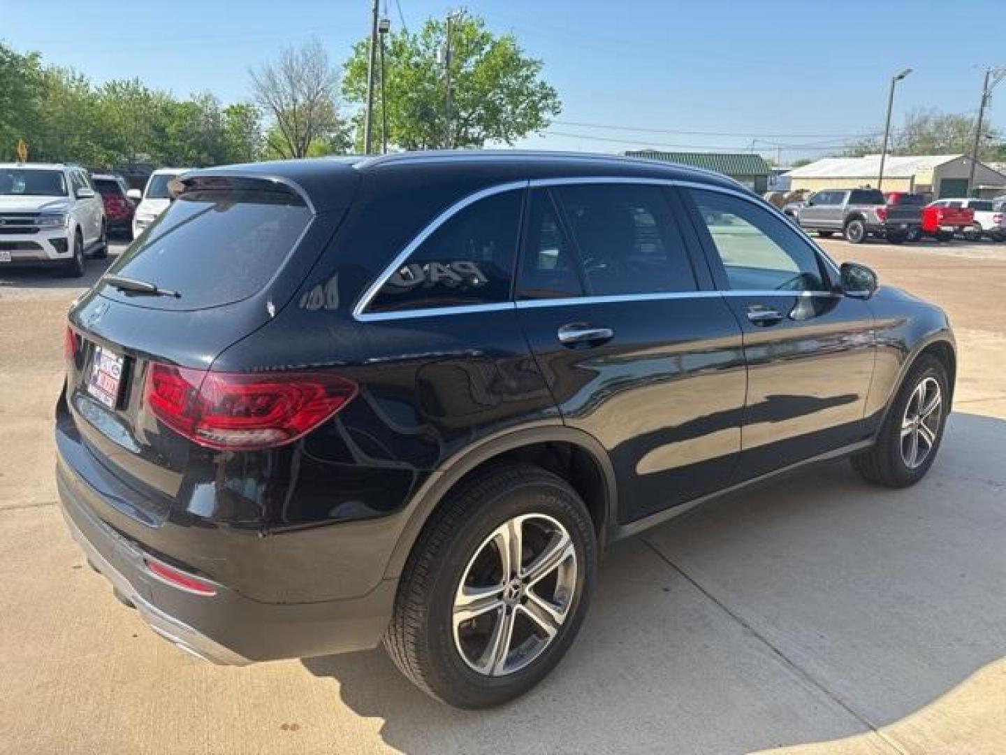 2020 Black /Black Mercedes-Benz GLC GLC 300 (WDC0G8DB1LF) with an I4 engine, Automatic transmission, located at 1105 E Mulberry, Kaufman, TX, 75142, (972) 962-2151, 32.589550, -96.300926 - Black 2020 Mercedes-Benz GLC 4D Sport Utility GLC 300 RWD 9-Speed Automatic I4 Priced below KBB Fair Purchase Price!<br><br><br>Odometer is 33259 miles below market average! 22/29 City/Highway MPG<br><br><br>Please call Paul Murrey Ford Inc. In Kaufman Texas A Family Dealership Since 1952 Serving th - Photo#5