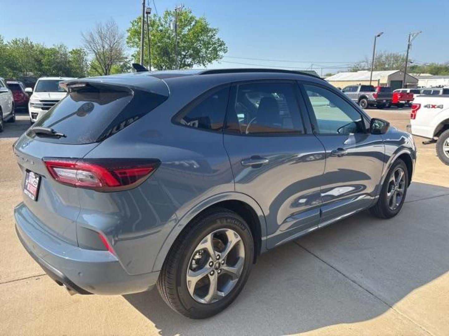 2023 Vapor Blue Metallic /Ebony With Red Stitching Ford Escape ST-Line (1FMCU0MN9PU) with an 1.5L EcoBoost engine, Automatic transmission, located at 1105 E Mulberry, Kaufman, TX, 75142, (972) 962-2151, 32.589550, -96.300926 - Vapor Blue Metallic 2023 Ford Escape 4D Sport Utility ST-Line FWD 8-Speed Automatic 1.5L EcoBoost<br><br><br>Recent Arrival! Odometer is 23078 miles below market average! 27/34 City/Highway MPG<br><br><br>Please call Paul Murrey Ford Inc. In Kaufman Texas A Family Dealership Since 1952 Serving the D - Photo#5