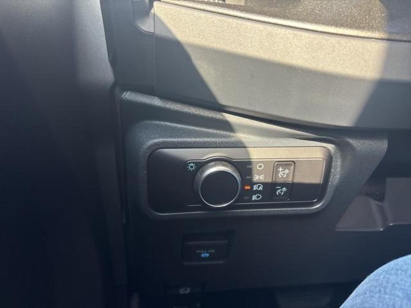 2025 Shadow Black /Black Onyx Interior Ford Bronco Base (1FMDE6BH2SL) with an 2.3L EcoBoost I-4 engine, Automatic transmission, located at 1105 E Mulberry, Kaufman, TX, 75142, (972) 962-2151, 32.589550, -96.300926 - Shadow Black 2025 Ford Bronco 4D Sport Utility 4WD 10-Speed Automatic 2.3L EcoBoost I-4<br><br><br>Please call Paul Murrey Ford Inc. In Kaufman Texas A Family Dealership Since 1952 Serving the Dallas Fort Worth and East Texas areas for over 70 years. Please call 972-962-2151 www.murreyford.com www.u - Photo#17