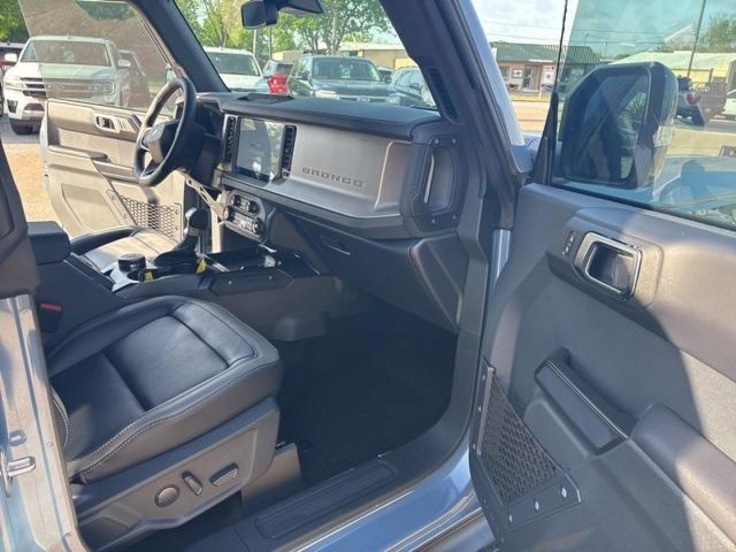 2025 Azure Gray Metallic /Black Ford Bronco Outer Banks (1FMEE8BP9SL) with an 2.7L EcoBoost V6 engine, Automatic transmission, located at 1105 E Mulberry, Kaufman, TX, 75142, (972) 962-2151, 32.589550, -96.300926 - Azure Gray Metallic Tri-Coat 2025 Ford Bronco 4D Sport Utility Outer Banks 4WD 10-Speed Automatic 2.7L EcoBoost V6<br><br><br>Please call Paul Murrey Ford Inc. In Kaufman Texas A Family Dealership Since 1952 Serving the Dallas Fort Worth and East Texas areas for over 70 years. Please call 972-962-21 - Photo#13