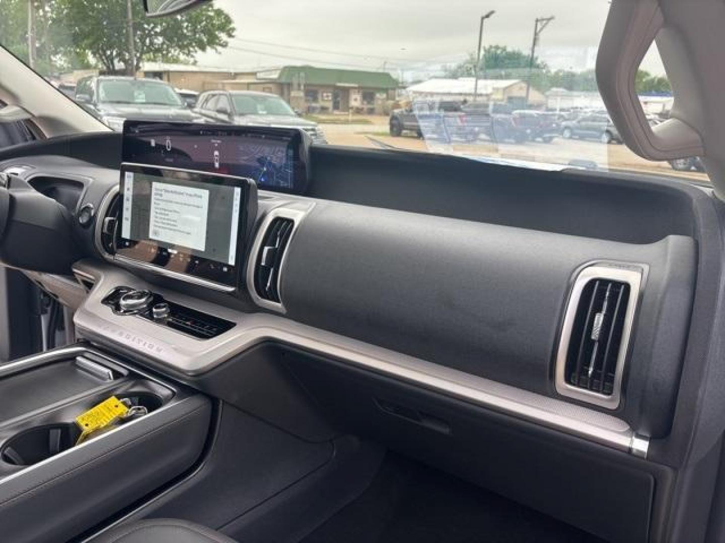 2025 Silver Metallic /Dark Gray Ford Expedition (1FMJU1H86SE) with an EcoBoost 3.5L V6 GTDi DOHC 24V Twin Turbocharged engine, Automatic transmission, located at 1105 E Mulberry, Kaufman, TX, 75142, (972) 962-2151, 32.589550, -96.300926 - Space Silver Metallic 2025 Ford Expedition 4D Sport Utility RWD 10-Speed Automatic EcoBoost 3.5L V6 GTDi DOHC 24V Twin Turbocharged<br><br><br>Please call Paul Murrey Ford Inc. In Kaufman Texas A Family Dealership Since 1952 Serving the Dallas Fort Worth and East Texas areas for over 70 years. Pleas - Photo#19