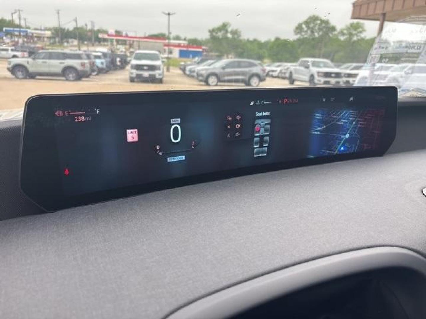 2025 Silver Metallic /Dark Gray Ford Expedition (1FMJU1H86SE) with an EcoBoost 3.5L V6 GTDi DOHC 24V Twin Turbocharged engine, Automatic transmission, located at 1105 E Mulberry, Kaufman, TX, 75142, (972) 962-2151, 32.589550, -96.300926 - Space Silver Metallic 2025 Ford Expedition 4D Sport Utility RWD 10-Speed Automatic EcoBoost 3.5L V6 GTDi DOHC 24V Twin Turbocharged<br><br><br>Please call Paul Murrey Ford Inc. In Kaufman Texas A Family Dealership Since 1952 Serving the Dallas Fort Worth and East Texas areas for over 70 years. Pleas - Photo#23