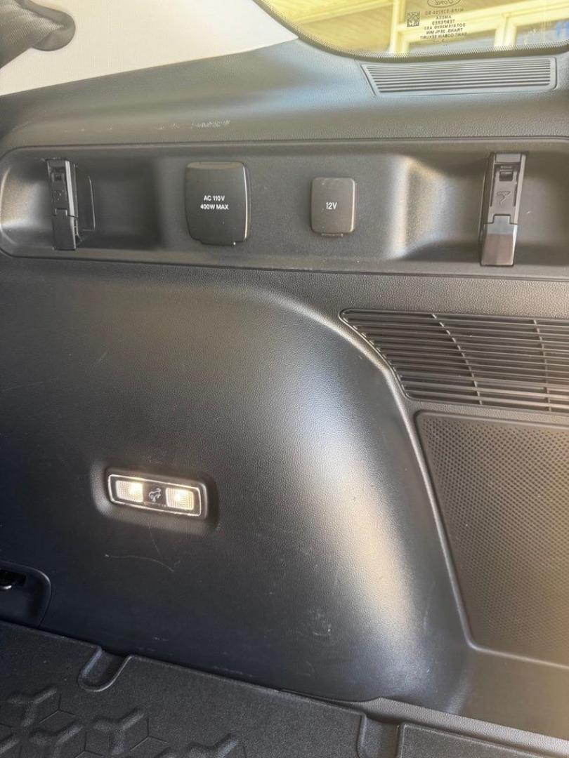 2024 Desert Sand /Ebony/Roast Ford Bronco Sport Badlands (3FMCR9D9XRR) with an EcoBoost 2.0L I4 GTDi DOHC Turbocharged VCT engine, Automatic transmission, located at 1105 E Mulberry, Kaufman, TX, 75142, (972) 962-2151, 32.589550, -96.300926 - Desert Sand 2024 Ford Bronco Sport 4D Sport Utility Badlands 4WD 8-Speed Automatic EcoBoost 2.0L I4 GTDi DOHC Turbocharged VCT<br><br><br>Odometer is 9205 miles below market average! 21/26 City/Highway MPG<br><br><br>Please call Paul Murrey Ford Inc. In Kaufman Texas A Family Dealership Since 1952 S- Photo#7