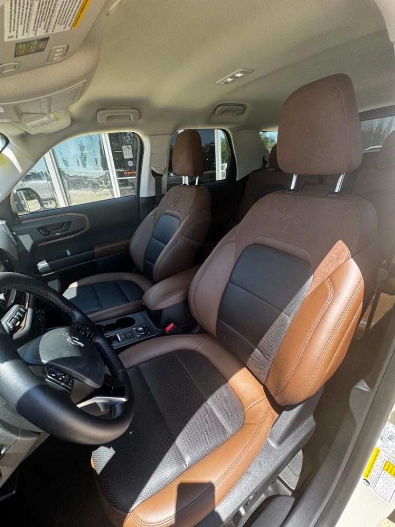 2024 Desert Sand /Ebony/Roast Ford Bronco Sport Badlands (3FMCR9D9XRR) with an EcoBoost 2.0L I4 GTDi DOHC Turbocharged VCT engine, Automatic transmission, located at 1105 E Mulberry, Kaufman, TX, 75142, (972) 962-2151, 32.589550, -96.300926 - Desert Sand 2024 Ford Bronco Sport 4D Sport Utility Badlands 4WD 8-Speed Automatic EcoBoost 2.0L I4 GTDi DOHC Turbocharged VCT<br><br><br>Odometer is 9205 miles below market average! 21/26 City/Highway MPG<br><br><br>Please call Paul Murrey Ford Inc. In Kaufman Texas A Family Dealership Since 1952 S- Photo#20