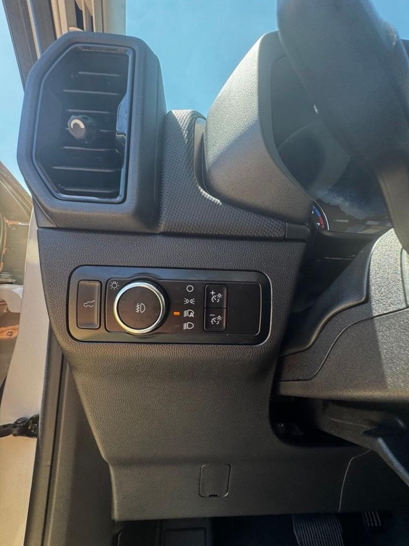 2024 Desert Sand /Ebony/Roast Ford Bronco Sport Badlands (3FMCR9D9XRR) with an EcoBoost 2.0L I4 GTDi DOHC Turbocharged VCT engine, Automatic transmission, located at 1105 E Mulberry, Kaufman, TX, 75142, (972) 962-2151, 32.589550, -96.300926 - Desert Sand 2024 Ford Bronco Sport 4D Sport Utility Badlands 4WD 8-Speed Automatic EcoBoost 2.0L I4 GTDi DOHC Turbocharged VCT<br><br><br>Odometer is 9205 miles below market average! 21/26 City/Highway MPG<br><br><br>Please call Paul Murrey Ford Inc. In Kaufman Texas A Family Dealership Since 1952 S- Photo#21