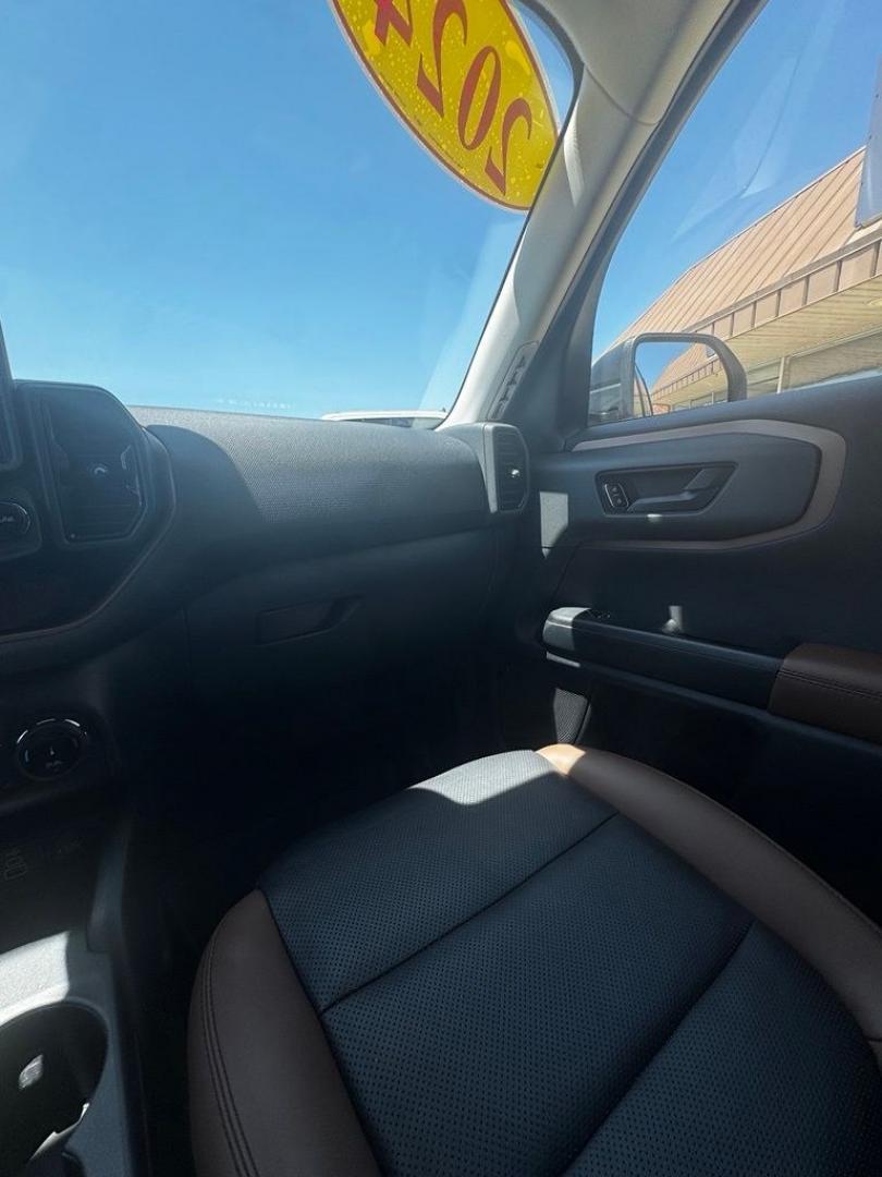 2024 Desert Sand /Ebony/Roast Ford Bronco Sport Badlands (3FMCR9D9XRR) with an EcoBoost 2.0L I4 GTDi DOHC Turbocharged VCT engine, Automatic transmission, located at 1105 E Mulberry, Kaufman, TX, 75142, (972) 962-2151, 32.589550, -96.300926 - Desert Sand 2024 Ford Bronco Sport 4D Sport Utility Badlands 4WD 8-Speed Automatic EcoBoost 2.0L I4 GTDi DOHC Turbocharged VCT<br><br><br>Odometer is 9205 miles below market average! 21/26 City/Highway MPG<br><br><br>Please call Paul Murrey Ford Inc. In Kaufman Texas A Family Dealership Since 1952 S- Photo#26