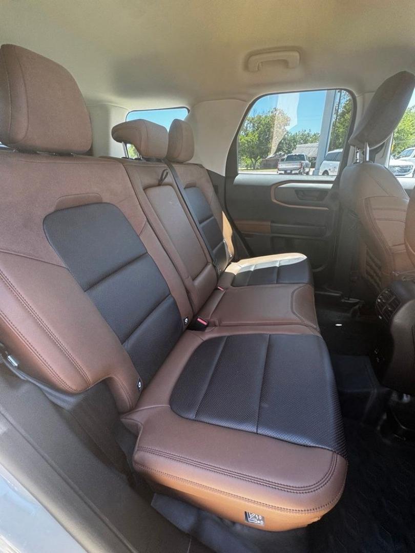 2024 Desert Sand /Ebony/Roast Ford Bronco Sport Badlands (3FMCR9D9XRR) with an EcoBoost 2.0L I4 GTDi DOHC Turbocharged VCT engine, Automatic transmission, located at 1105 E Mulberry, Kaufman, TX, 75142, (972) 962-2151, 32.589550, -96.300926 - Desert Sand 2024 Ford Bronco Sport 4D Sport Utility Badlands 4WD 8-Speed Automatic EcoBoost 2.0L I4 GTDi DOHC Turbocharged VCT<br><br><br>Odometer is 9205 miles below market average! 21/26 City/Highway MPG<br><br><br>Please call Paul Murrey Ford Inc. In Kaufman Texas A Family Dealership Since 1952 S- Photo#32