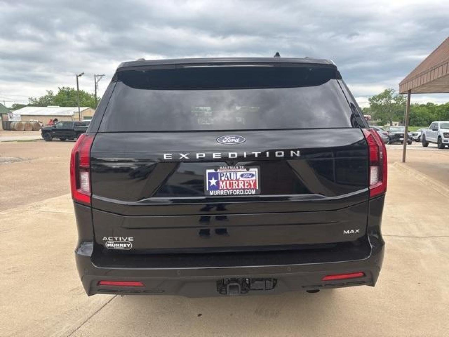 2025 Agate Black Metallic /Gray Ford Expedition Max (1FMJK1H80SE) with an EcoBoost 3.5L V6 GTDi DOHC 24V Twin Turbocharged engine, Automatic transmission, located at 1105 E Mulberry, Kaufman, TX, 75142, (972) 962-2151, 32.589550, -96.300926 - Black Metallic 2025 Ford Expedition Max 4D Sport Utility RWD 10-Speed Automatic EcoBoost 3.5L V6 GTDi DOHC 24V Twin Turbocharged<br><br>Recent Arrival!<br><br><br>Please call Paul Murrey Ford Inc. In Kaufman Texas A Family Dealership Since 1952 Serving the Dallas Fort Worth and East Texas areas for - Photo#4