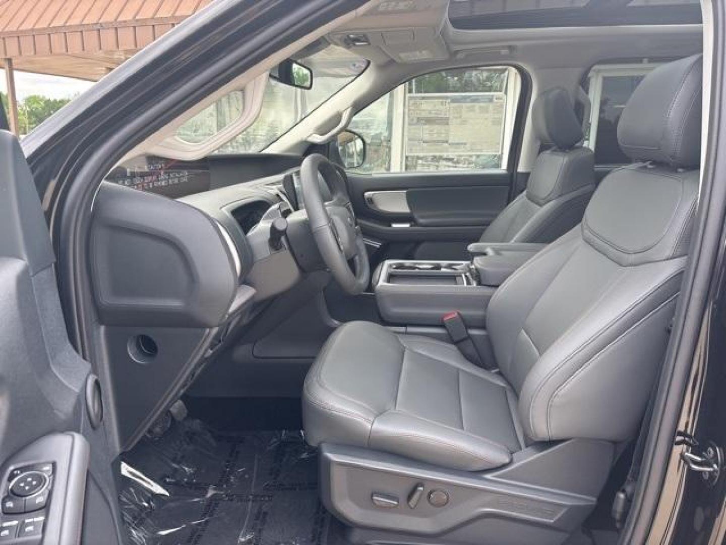 2025 Agate Black Metallic /Gray Ford Expedition Max (1FMJK1H80SE) with an EcoBoost 3.5L V6 GTDi DOHC 24V Twin Turbocharged engine, Automatic transmission, located at 1105 E Mulberry, Kaufman, TX, 75142, (972) 962-2151, 32.589550, -96.300926 - Black Metallic 2025 Ford Expedition Max 4D Sport Utility RWD 10-Speed Automatic EcoBoost 3.5L V6 GTDi DOHC 24V Twin Turbocharged<br><br>Recent Arrival!<br><br><br>Please call Paul Murrey Ford Inc. In Kaufman Texas A Family Dealership Since 1952 Serving the Dallas Fort Worth and East Texas areas for - Photo#9