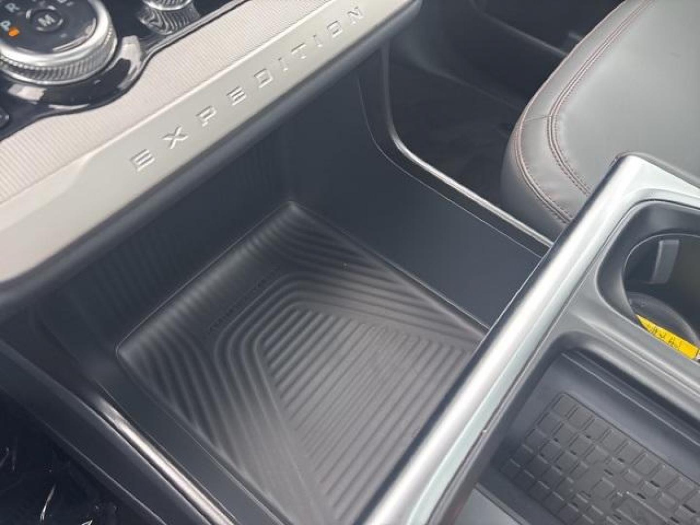 2025 Agate Black Metallic /Gray Ford Expedition Max (1FMJK1H80SE) with an EcoBoost 3.5L V6 GTDi DOHC 24V Twin Turbocharged engine, Automatic transmission, located at 1105 E Mulberry, Kaufman, TX, 75142, (972) 962-2151, 32.589550, -96.300926 - Black Metallic 2025 Ford Expedition Max 4D Sport Utility RWD 10-Speed Automatic EcoBoost 3.5L V6 GTDi DOHC 24V Twin Turbocharged<br><br>Recent Arrival!<br><br><br>Please call Paul Murrey Ford Inc. In Kaufman Texas A Family Dealership Since 1952 Serving the Dallas Fort Worth and East Texas areas for - Photo#28