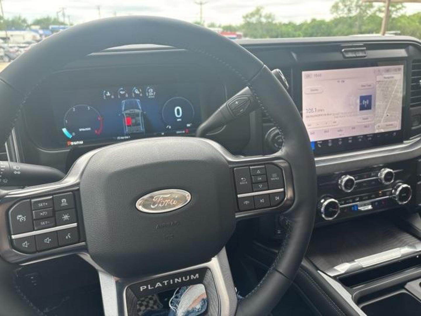 2025 Star White Metallic Tri-Coat /Black Onyx Ford F-250SD Platinum (1FT8W2BMXSE) with an 6.7L High Output Power Stroke V8 Diesel engine, Automatic transmission, located at 1105 E Mulberry, Kaufman, TX, 75142, (972) 962-2151, 32.589550, -96.300926 - Star White Metallic Tri-Coat 2025 Ford F-250SD 4D Crew Cab Platinum 4WD 10-Speed Automatic 6.7L High Output Power Stroke V8 Diesel 4WD.<br><br><br>Please call Paul Murrey Ford Inc. In Kaufman Texas A Family Dealership Since 1952 Serving the Dallas Fort Worth and East Texas areas for over 70 years. P - Photo#20
