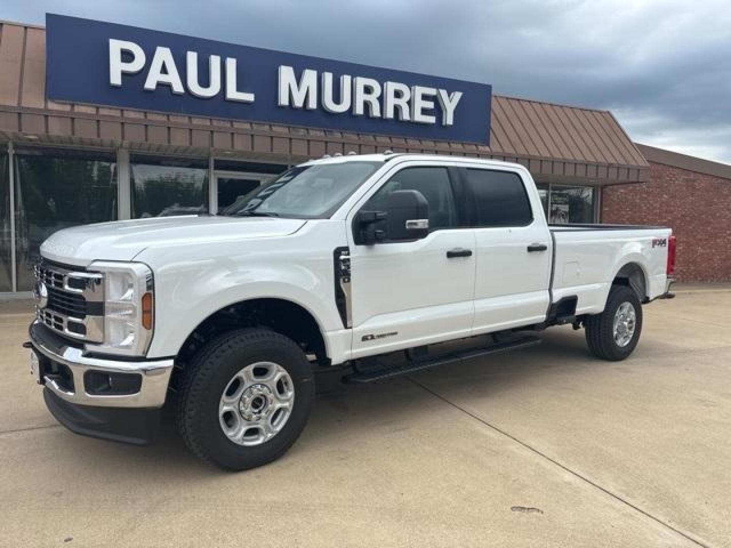 2025 Oxford White /Medium Dark Slate Ford F-350SD XLT (1FT8W3BT0SE) with an Power Stroke 6.7L V8 DI 32V OHV Turbodiesel engine, Automatic transmission, located at 1105 E Mulberry, Kaufman, TX, 75142, (972) 962-2151, 32.589550, -96.300926 - Oxford White 2025 Ford F-350SD 4D Crew Cab XLT 4WD 10-Speed Automatic Power Stroke 6.7L V8 DI 32V OHV Turbodiesel 4WD.<br><br><br>Please call Paul Murrey Ford Inc. In Kaufman Texas A Family Dealership Since 1952 Serving the Dallas Fort Worth and East Texas areas for over 70 years. Please call 972-96 - Photo#2