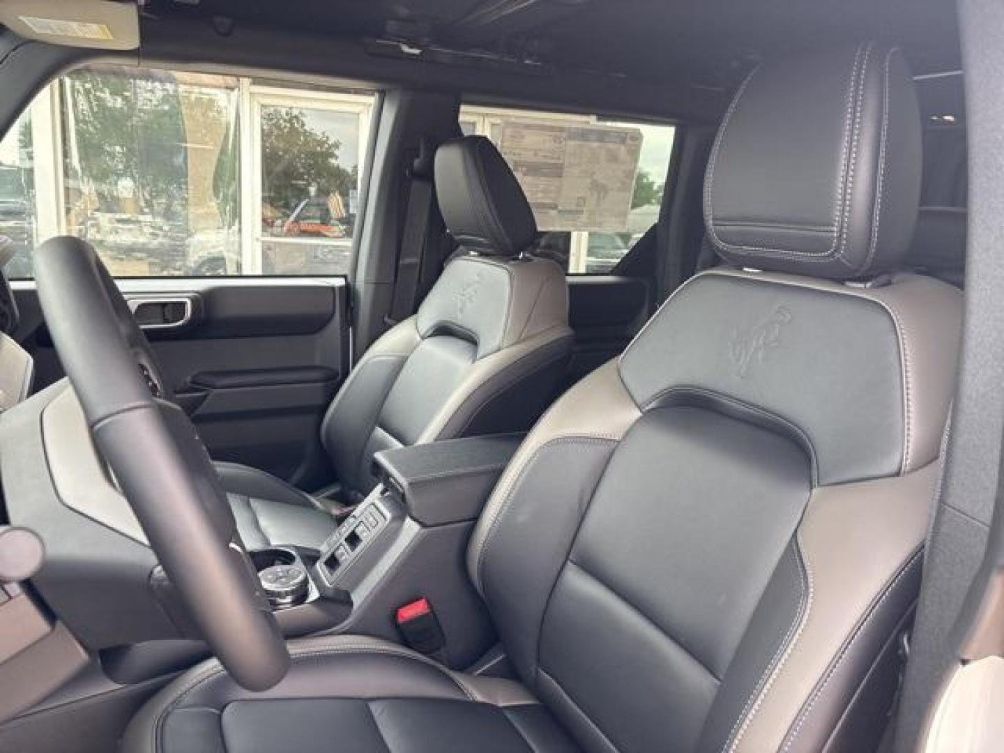 2025 Oxford White /Black Onyx Interior Ford Bronco Outer Banks (1FMEE8BP0SL) with an 2.7L EcoBoost V6 engine, Automatic transmission, located at 1105 E Mulberry, Kaufman, TX, 75142, (972) 962-2151, 32.589550, -96.300926 - Oxford White 2025 Ford Bronco 4D Sport Utility Outer Banks 4WD 10-Speed Automatic 2.7L EcoBoost V6<br><br>Recent Arrival!<br><br><br>Please call Paul Murrey Ford Inc. In Kaufman Texas A Family Dealership Since 1952 Serving the Dallas Fort Worth and East Texas areas for over 70 years. Please call 972 - Photo#9