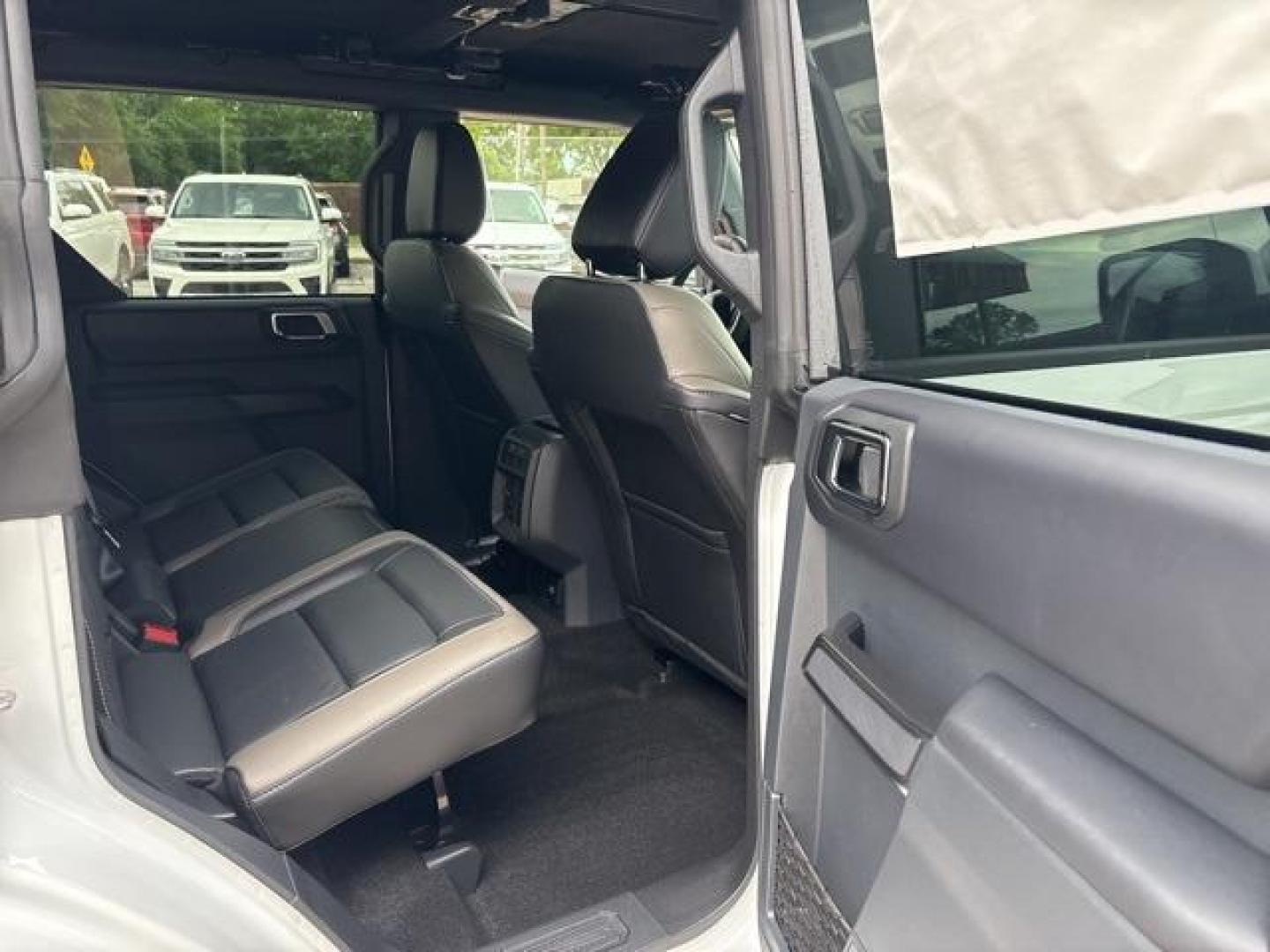 2025 Oxford White /Black Onyx Interior Ford Bronco Outer Banks (1FMEE8BP0SL) with an 2.7L EcoBoost V6 engine, Automatic transmission, located at 1105 E Mulberry, Kaufman, TX, 75142, (972) 962-2151, 32.589550, -96.300926 - Oxford White 2025 Ford Bronco 4D Sport Utility Outer Banks 4WD 10-Speed Automatic 2.7L EcoBoost V6<br><br>Recent Arrival!<br><br><br>Please call Paul Murrey Ford Inc. In Kaufman Texas A Family Dealership Since 1952 Serving the Dallas Fort Worth and East Texas areas for over 70 years. Please call 972 - Photo#15