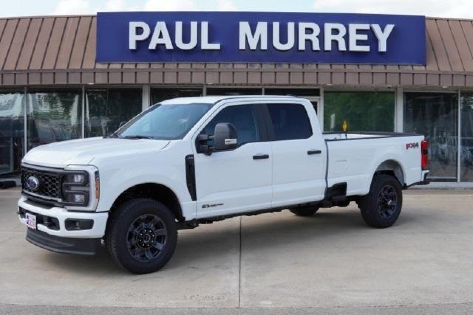 2025 Oxford White /Medium Dark Slate Ford F-350SD XL (1FT8W3BT5SE) with an Power Stroke 6.7L V8 DI 32V OHV Turbodiesel engine, Automatic transmission, located at 1105 E Mulberry, Kaufman, TX, 75142, (972) 962-2151, 32.589550, -96.300926 - Oxford White 2025 Ford F-350SD 4D Crew Cab XL 4WD 10-Speed Automatic Power Stroke 6.7L V8 DI 32V OHV Turbodiesel 4WD.<br><br><br>Please call Paul Murrey Ford Inc. In Kaufman Texas A Family Dealership Since 1952 Serving the Dallas Fort Worth and East Texas areas for over 70 years. Please call 972-962 - Photo#0