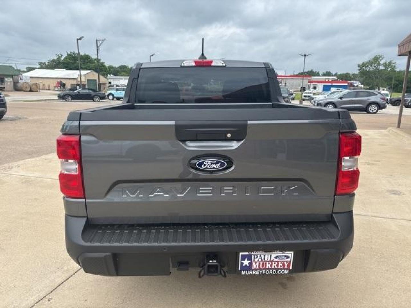 2025 Carbonized Gray Metallic /Blue Ford Maverick XLT (3FTTW8H37SR) with an 2.5L I-4 Hybrid engine, CVT transmission, located at 1105 E Mulberry, Kaufman, TX, 75142, (972) 962-2151, 32.589550, -96.300926 - Carbonized Gray Metallic 2025 Ford Maverick 4D Crew Cab XLT FWD CVT 2.5L I-4 Hybrid 2.5L I-4 Hybrid.<br><br>42/35 City/Highway MPG<br><br><br>Please call Paul Murrey Ford Inc. In Kaufman Texas A Family Dealership Since 1952 Serving the Dallas Fort Worth and East Texas areas for over 70 years. Please - Photo#4