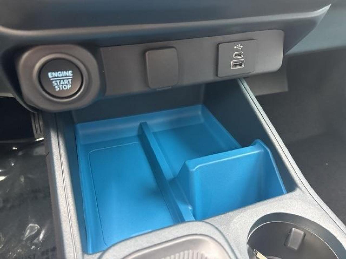 2025 Carbonized Gray Metallic /Blue Ford Maverick XLT (3FTTW8H37SR) with an 2.5L I-4 Hybrid engine, CVT transmission, located at 1105 E Mulberry, Kaufman, TX, 75142, (972) 962-2151, 32.589550, -96.300926 - Carbonized Gray Metallic 2025 Ford Maverick 4D Crew Cab XLT FWD CVT 2.5L I-4 Hybrid 2.5L I-4 Hybrid.<br><br>42/35 City/Highway MPG<br><br><br>Please call Paul Murrey Ford Inc. In Kaufman Texas A Family Dealership Since 1952 Serving the Dallas Fort Worth and East Texas areas for over 70 years. Please - Photo#22