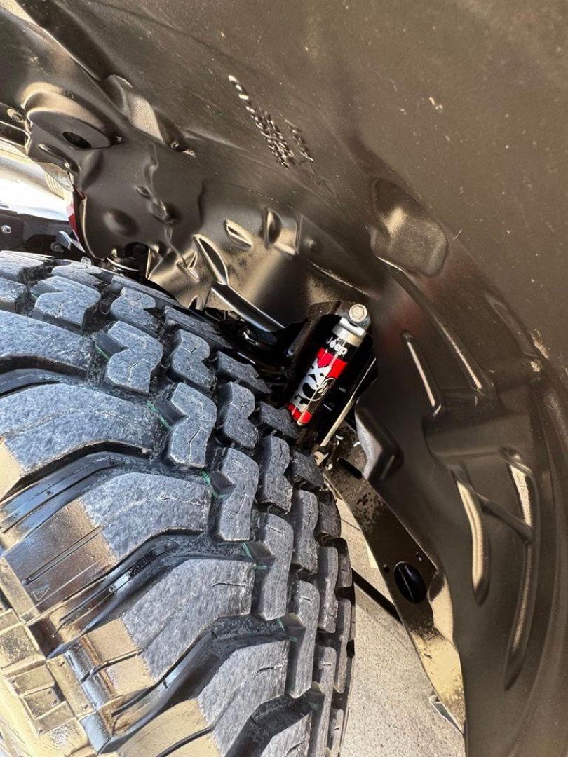 2022 Snazzberry Pearlcoat /Black Jeep Gladiator Rubicon (1C6JJTBG7NL) with an 3.6L V6 24V VVT engine, Automatic transmission, located at 1105 E Mulberry, Kaufman, TX, 75142, (972) 962-2151, 32.589550, -96.300926 - Snazzberry Pearlcoat 2022 Jeep Gladiator 4D Crew Cab Rubicon 4WD 8-Speed Automatic 3.6L V6 24V VVT Priced below KBB Fair Purchase Price!<br><br><br>Recent Arrival! Odometer is 48175 miles below market average!<br><br><br>Please call Paul Murrey Ford Inc. In Kaufman Texas A Family Dealership Since 19 - Photo#9