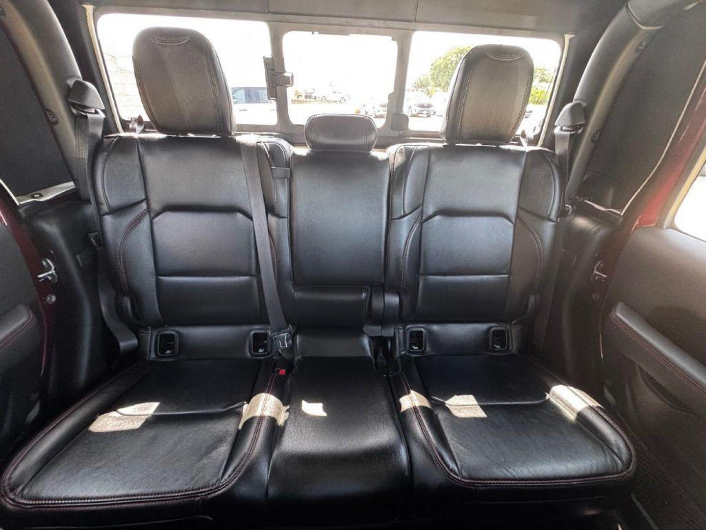 2022 Snazzberry Pearlcoat /Black Jeep Gladiator Rubicon (1C6JJTBG7NL) with an 3.6L V6 24V VVT engine, Automatic transmission, located at 1105 E Mulberry, Kaufman, TX, 75142, (972) 962-2151, 32.589550, -96.300926 - Snazzberry Pearlcoat 2022 Jeep Gladiator 4D Crew Cab Rubicon 4WD 8-Speed Automatic 3.6L V6 24V VVT Priced below KBB Fair Purchase Price!<br><br><br>Recent Arrival! Odometer is 48175 miles below market average!<br><br><br>Please call Paul Murrey Ford Inc. In Kaufman Texas A Family Dealership Since 19 - Photo#24