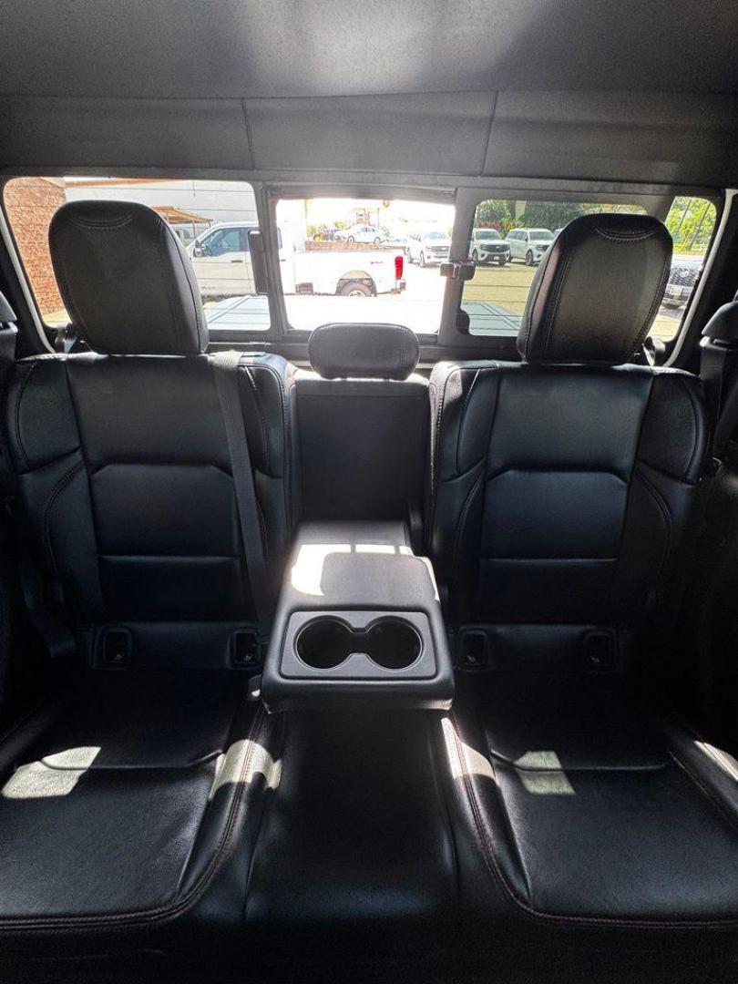 2022 Snazzberry Pearlcoat /Black Jeep Gladiator Rubicon (1C6JJTBG7NL) with an 3.6L V6 24V VVT engine, Automatic transmission, located at 1105 E Mulberry, Kaufman, TX, 75142, (972) 962-2151, 32.589550, -96.300926 - Snazzberry Pearlcoat 2022 Jeep Gladiator 4D Crew Cab Rubicon 4WD 8-Speed Automatic 3.6L V6 24V VVT Priced below KBB Fair Purchase Price!<br><br><br>Recent Arrival! Odometer is 48175 miles below market average!<br><br><br>Please call Paul Murrey Ford Inc. In Kaufman Texas A Family Dealership Since 19 - Photo#25