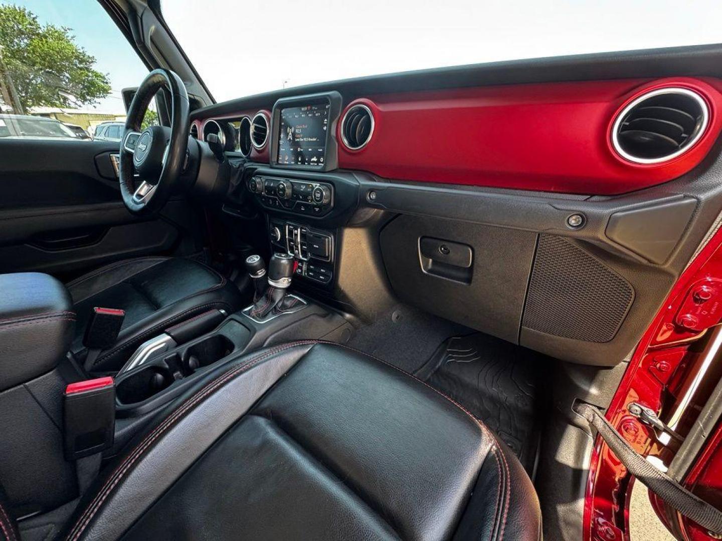 2022 Snazzberry Pearlcoat /Black Jeep Gladiator Rubicon (1C6JJTBG7NL) with an 3.6L V6 24V VVT engine, Automatic transmission, located at 1105 E Mulberry, Kaufman, TX, 75142, (972) 962-2151, 32.589550, -96.300926 - Snazzberry Pearlcoat 2022 Jeep Gladiator 4D Crew Cab Rubicon 4WD 8-Speed Automatic 3.6L V6 24V VVT Priced below KBB Fair Purchase Price!<br><br><br>Recent Arrival! Odometer is 48175 miles below market average!<br><br><br>Please call Paul Murrey Ford Inc. In Kaufman Texas A Family Dealership Since 19 - Photo#34