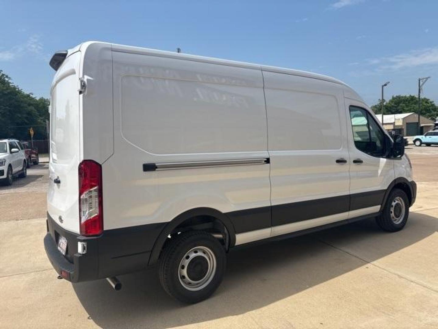 2025 Oxford White /Gray Ford Transit-250 Base (1FTBR1C81SK) with an 3.5L V6 Flex Fuel engine, Automatic transmission, located at 1105 E Mulberry, Kaufman, TX, 75142, (972) 962-2151, 32.589550, -96.300926 - Oxford White 2025 Ford Transit-250 3D Cargo Van RWD 10-Speed Automatic with Overdrive 3.5L V6 Flex Fuel<br><br><br>Please call Paul Murrey Ford Inc. In Kaufman Texas A Family Dealership Since 1952 Serving the Dallas Fort Worth and East Texas areas for over 70 years. Please call 972-962-2151 www.murr - Photo#5