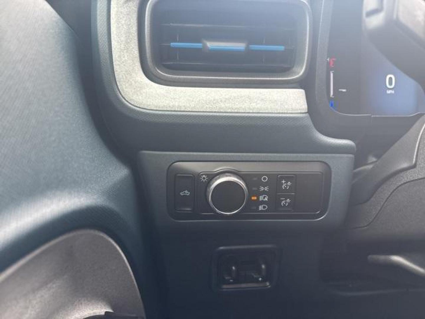 2025 White Metallic /Navy Pier/Aspen Gray Ford Maverick XLT (3FTTW8JA8SR) with an EcoBoost 2.0L I4 GTDi DOHC Turbocharged VCT engine, CVT transmission, located at 1105 E Mulberry, Kaufman, TX, 75142, (972) 962-2151, 32.589550, -96.300926 - White Metallic 2025 Ford Maverick 4D Crew Cab XLT AWD CVT EcoBoost 2.0L I4 GTDi DOHC Turbocharged VCT<br><br>40/34 City/Highway MPG<br><br><br>Please call Paul Murrey Ford Inc. In Kaufman Texas A Family Dealership Since 1952 Serving the Dallas Fort Worth and East Texas areas for over 70 years. Pleas - Photo#19