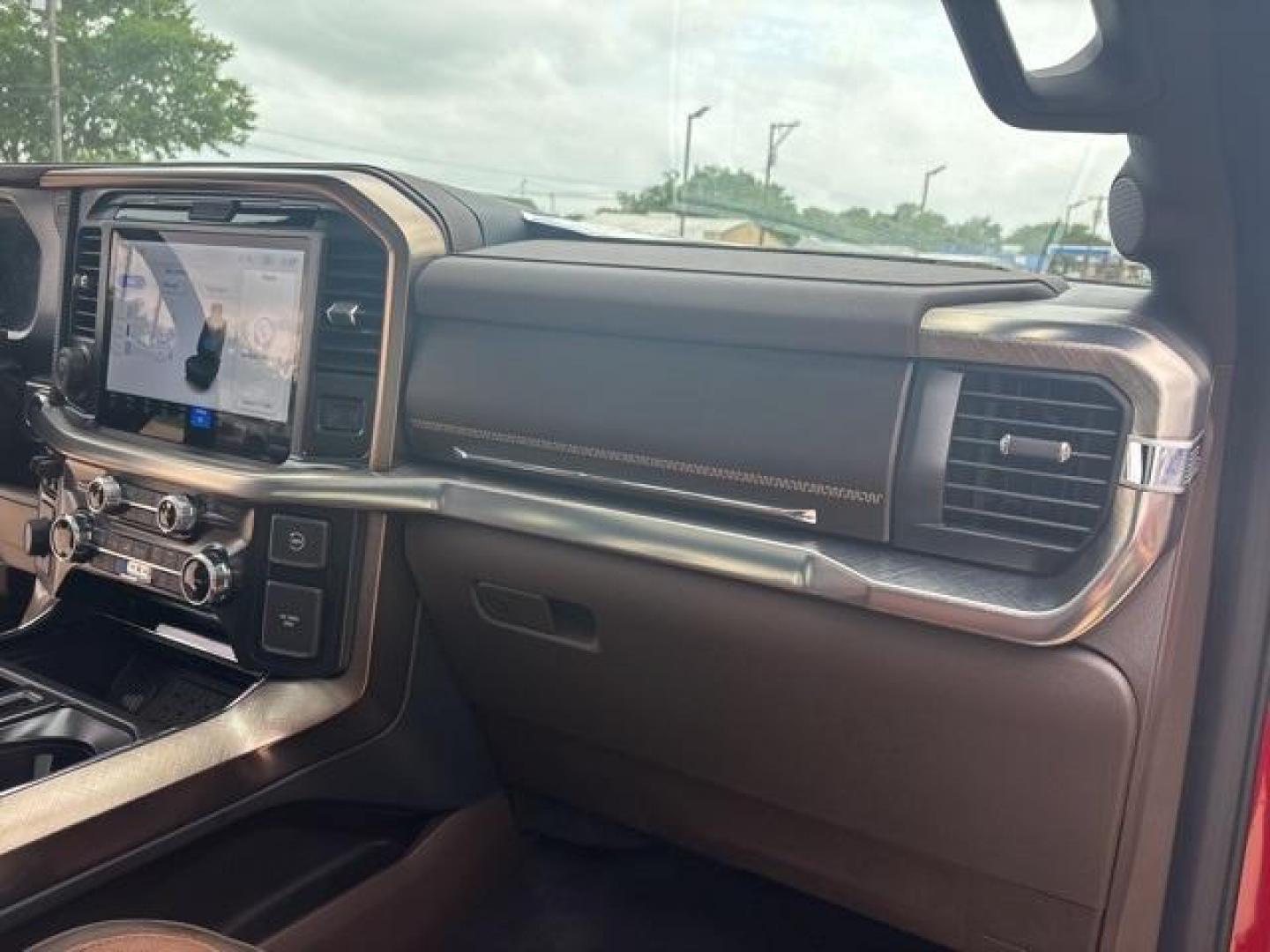 2025 Brown /Java Ford F-150 King Ranch (1FTFW6LD6SF) with an 3.5L PowerBoost Full-Hybrid V6 engine, Automatic transmission, located at 1105 E Mulberry, Kaufman, TX, 75142, (972) 962-2151, 32.589550, -96.300926 - Rapid Red Metallic Tinted Clearcoat 2025 Ford F-150 4D SuperCrew King Ranch 4WD 10-Speed Automatic 3.5L PowerBoost Full-Hybrid V6 3.5L PowerBoost Full-Hybrid V6, 4WD.<br><br>Recent Arrival!<br><br><br>Please call Paul Murrey Ford Inc. In Kaufman Texas A Family Dealership Since 1952 Serving the Dalla - Photo#17