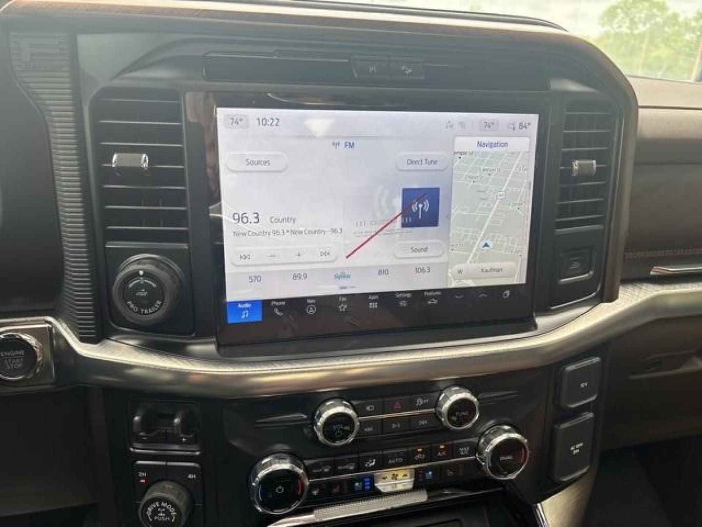 2025 Star White Metallic Tri-Coat /Java Ford F-150 King Ranch (1FTFW6L88SF) with an 3.5L V6 EcoBoost engine, Automatic transmission, located at 1105 E Mulberry, Kaufman, TX, 75142, (972) 962-2151, 32.589550, -96.300926 - White Metallic 2025 Ford F-150 4D SuperCrew King Ranch 4WD 10-Speed Automatic 3.5L V6 EcoBoost 4WD.<br><br>Recent Arrival!<br><br><br>Please call Paul Murrey Ford Inc. In Kaufman Texas A Family Dealership Since 1952 Serving the Dallas Fort Worth and East Texas areas for over 70 years. Please call 97 - Photo#22