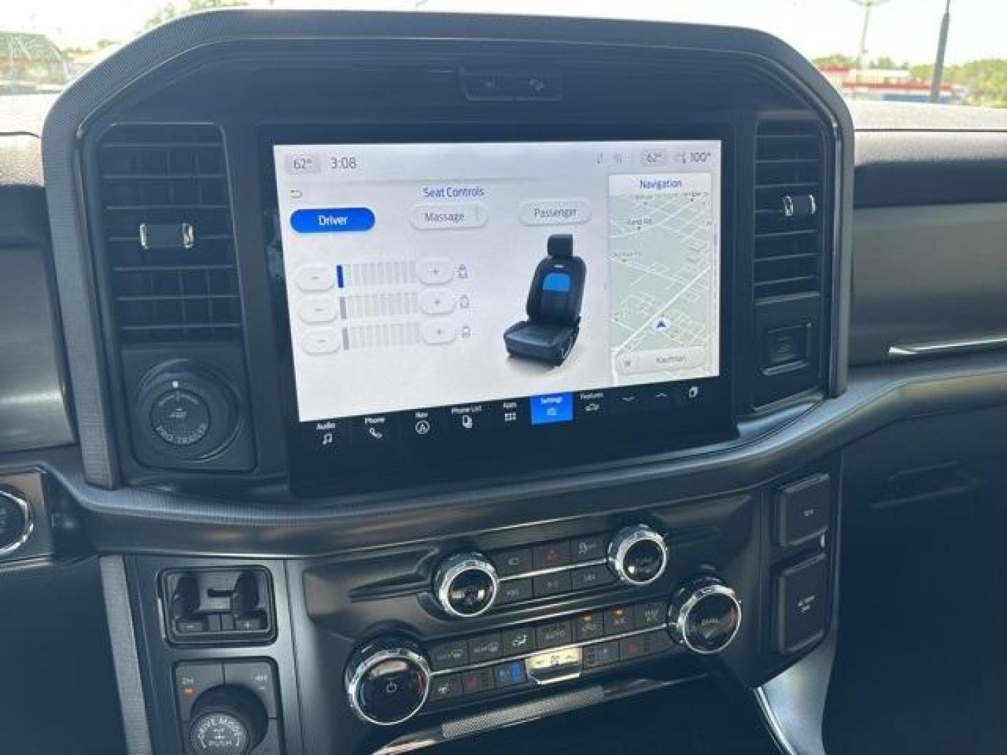 2025 Black Metallic /Blue Ford F-150 Platinum (1FTFW7L86SF) with an 3.5L V6 EcoBoost engine, Automatic transmission, located at 1105 E Mulberry, Kaufman, TX, 75142, (972) 962-2151, 32.589550, -96.300926 - Black Metallic 2025 Ford F-150 4D SuperCrew Platinum 4WD 10-Speed Automatic 3.5L V6 EcoBoost 4WD.<br><br><br>Odometer is 535 miles below market average!<br><br><br>Please call Paul Murrey Ford Inc. In Kaufman Texas A Family Dealership Since 1952 Serving the Dallas Fort Worth and East Texas areas for - Photo#17
