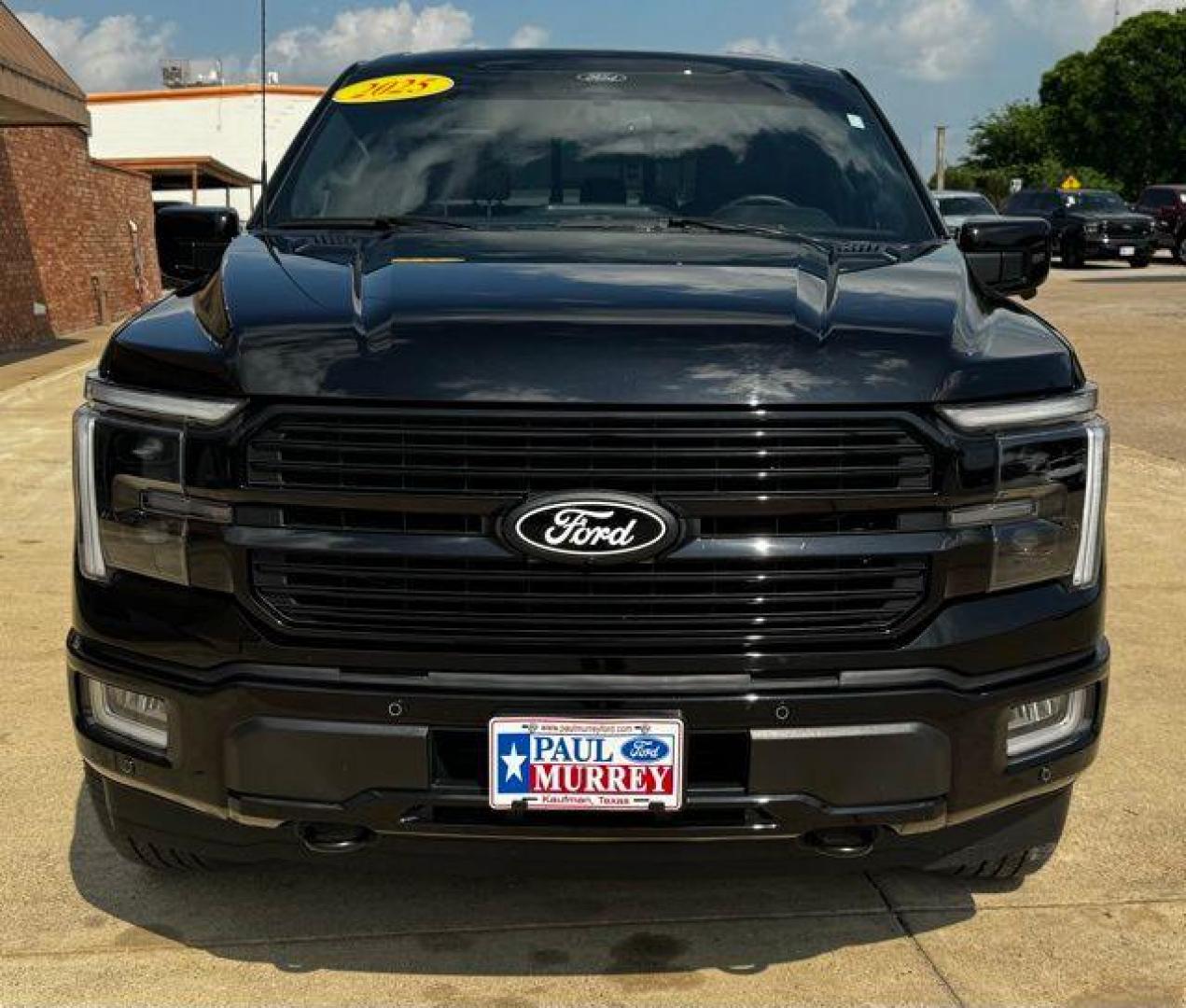 2025 Black Metallic /Blue Ford F-150 Platinum (1FTFW7L86SF) with an 3.5L V6 EcoBoost engine, Automatic transmission, located at 1105 E Mulberry, Kaufman, TX, 75142, (972) 962-2151, 32.589550, -96.300926 - Black Metallic 2025 Ford F-150 4D SuperCrew Platinum 4WD 10-Speed Automatic 3.5L V6 EcoBoost 4WD, Speed control. Priced below KBB Fair Purchase Price!<br><br><br>Odometer is 1490 miles below market average!<br><br><br>Please call Paul Murrey Ford Inc. In Kaufman Texas A Family Dealership Since 1952 - Photo#1