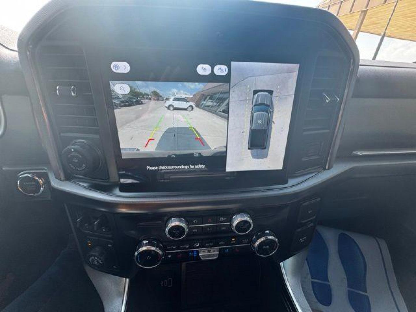 2025 Black Metallic /Blue Ford F-150 Platinum (1FTFW7L86SF) with an 3.5L V6 EcoBoost engine, Automatic transmission, located at 1105 E Mulberry, Kaufman, TX, 75142, (972) 962-2151, 32.589550, -96.300926 - Black Metallic 2025 Ford F-150 4D SuperCrew Platinum 4WD 10-Speed Automatic 3.5L V6 EcoBoost 4WD, Speed control. Priced below KBB Fair Purchase Price!<br><br><br>Odometer is 5253 miles below market average!<br><br><br>Please call Paul Murrey Ford Inc. In Kaufman Texas A Family Dealership Since 1952 - Photo#18