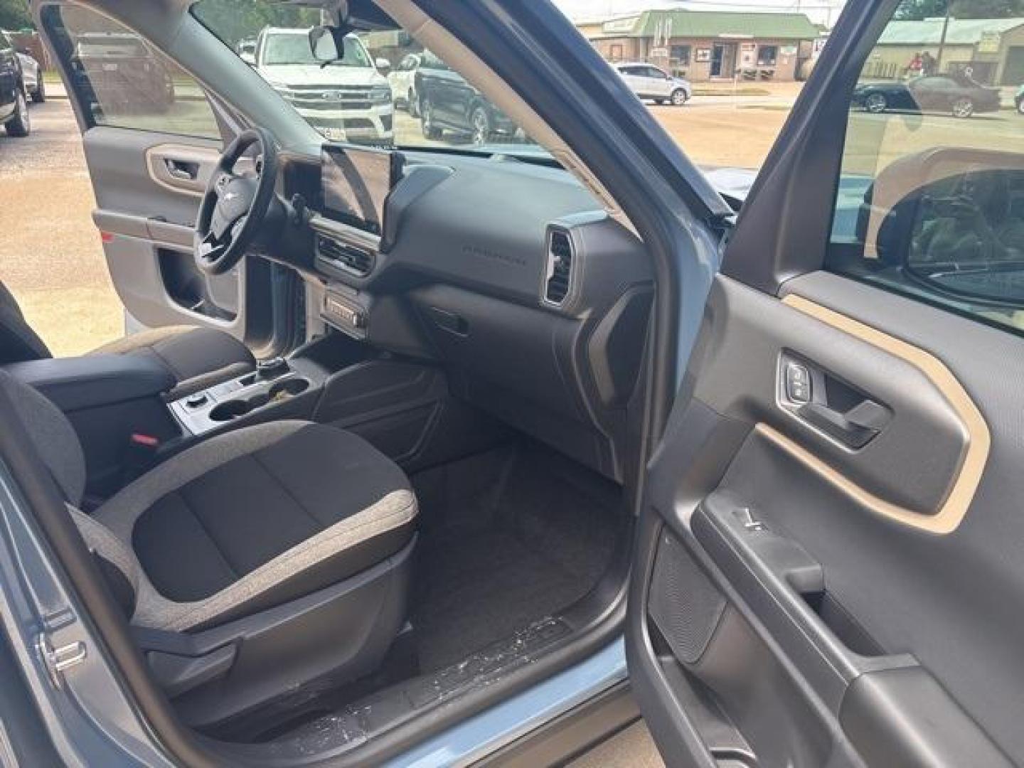 2025 Azure Gray Metallic Tri-Coat /Roast Ford Bronco Sport Big Bend (3FMCR9BN6SR) with an 1.5L EcoBoost engine, Automatic transmission, located at 1105 E Mulberry, Kaufman, TX, 75142, (972) 962-2151, 32.589550, -96.300926 - Azure Gray Metallic Tri-Coat 2025 Ford Bronco Sport 4D Sport Utility Big Bend 4WD 8-Speed Automatic 1.5L EcoBoost<br><br>Recent Arrival! 25/30 City/Highway MPG<br><br><br>Please call Paul Murrey Ford Inc. In Kaufman Texas A Family Dealership Since 1952 Serving the Dallas Fort Worth and East Texas ar - Photo#12