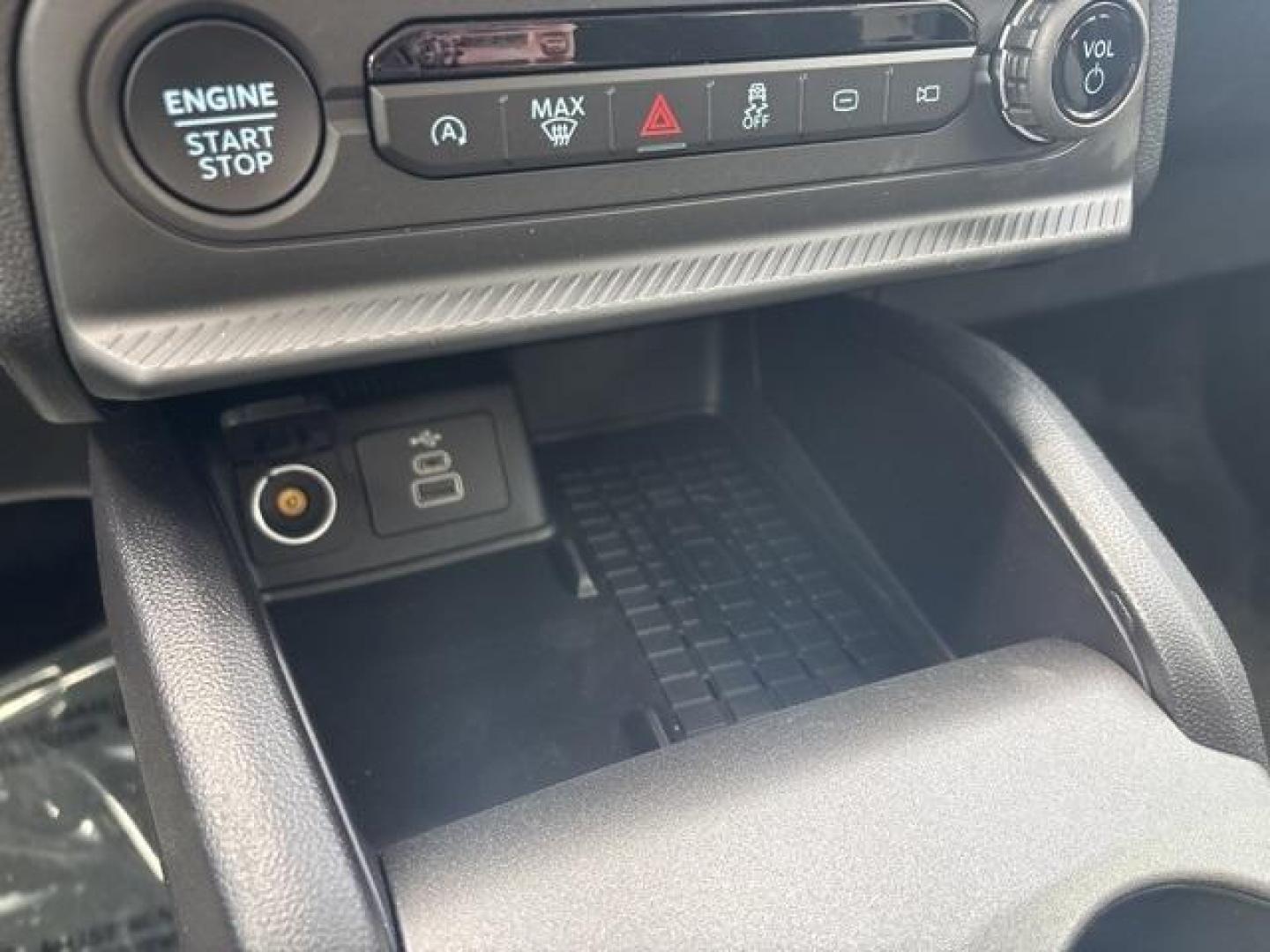 2025 Azure Gray Metallic Tri-Coat /Roast Ford Bronco Sport Big Bend (3FMCR9BN6SR) with an 1.5L EcoBoost engine, Automatic transmission, located at 1105 E Mulberry, Kaufman, TX, 75142, (972) 962-2151, 32.589550, -96.300926 - Azure Gray Metallic Tri-Coat 2025 Ford Bronco Sport 4D Sport Utility Big Bend 4WD 8-Speed Automatic 1.5L EcoBoost<br><br>Recent Arrival! 25/30 City/Highway MPG<br><br><br>Please call Paul Murrey Ford Inc. In Kaufman Texas A Family Dealership Since 1952 Serving the Dallas Fort Worth and East Texas ar - Photo#21
