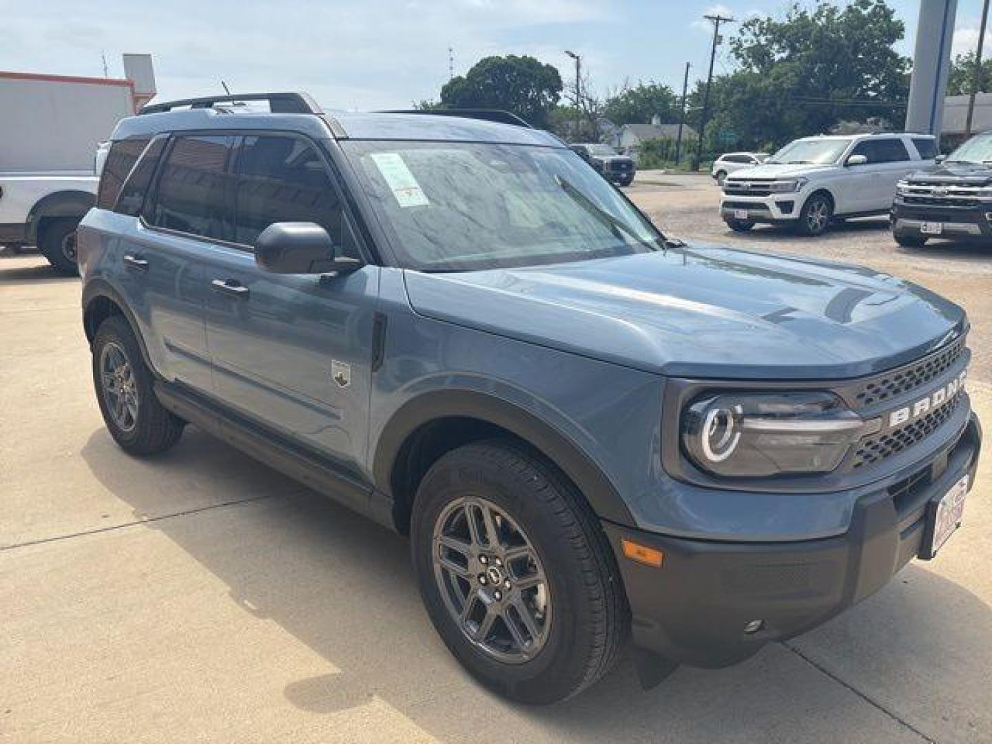 2025 Azure Gray Metallic /Medium Lt Smoked Truffle Ford Bronco Sport Big Bend (3FMCR9BN6SR) with an 1.5L EcoBoost engine, Automatic transmission, located at 1105 E Mulberry, Kaufman, TX, 75142, (972) 962-2151, 32.589550, -96.300926 - $3,872 off MSRP!<br><br><br>Azure Gray Metallic Tri-Coat 2025 Ford Bronco Sport 4D Sport Utility Big Bend 4WD 8-Speed Automatic 1.5L EcoBoost 25/30 City/Highway MPG<br><br>25/30 City/Highway MPG Price includes: $2500 - Retail Customer Cash. Exp. 03/31/2026 - Photo#6