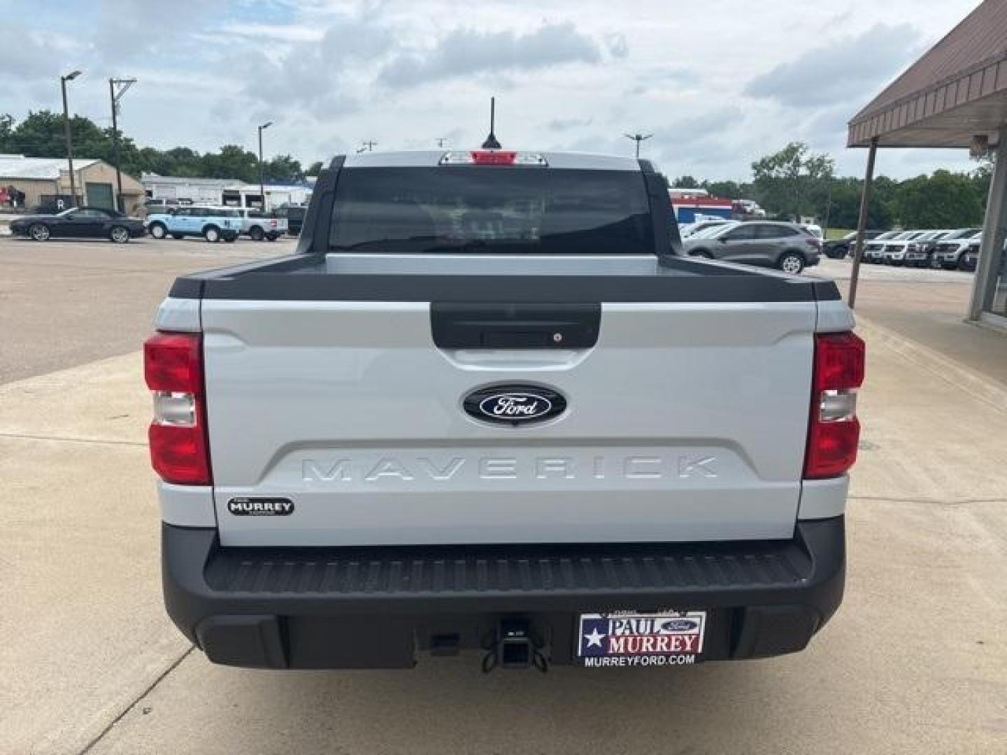 2025 Space White Metallic /Blue Ford Maverick XLT (3FTTW8H38SR) with an 2.5L I-4 Hybrid engine, CVT transmission, located at 1105 E Mulberry, Kaufman, TX, 75142, (972) 962-2151, 32.589550, -96.300926 - Space White Metallic 2025 Ford Maverick 4D Crew Cab XLT FWD CVT 2.5L I-4 Hybrid 2.5L I-4 Hybrid.<br><br>Recent Arrival! 42/35 City/Highway MPG<br><br><br>Please call Paul Murrey Ford Inc. In Kaufman Texas A Family Dealership Since 1952 Serving the Dallas Fort Worth and East Texas areas for over 70 y - Photo#4