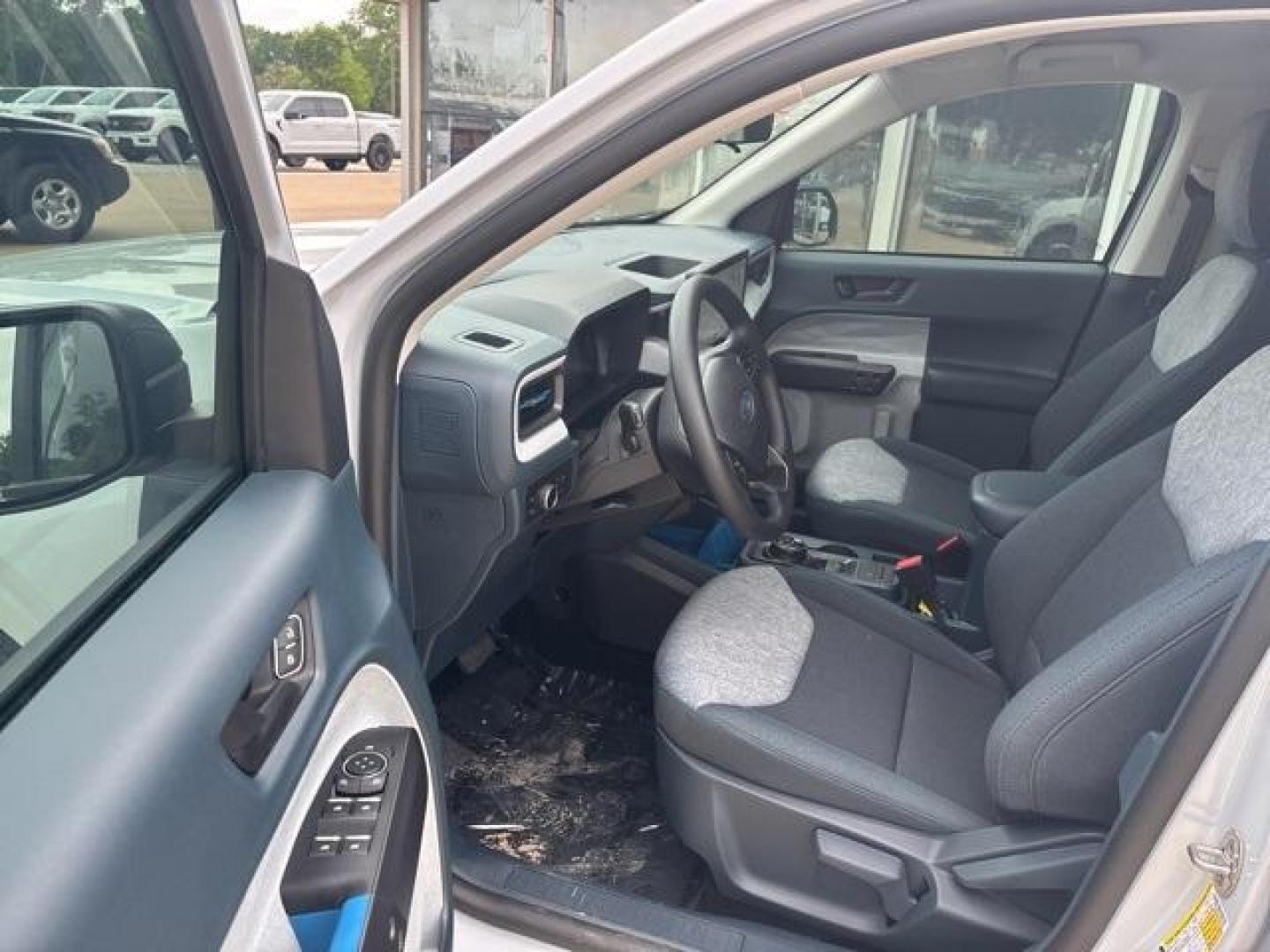 2025 Space White Metallic /Blue Ford Maverick XLT (3FTTW8H38SR) with an 2.5L I-4 Hybrid engine, CVT transmission, located at 1105 E Mulberry, Kaufman, TX, 75142, (972) 962-2151, 32.589550, -96.300926 - Space White Metallic 2025 Ford Maverick 4D Crew Cab XLT FWD CVT 2.5L I-4 Hybrid 2.5L I-4 Hybrid.<br><br>Recent Arrival! 42/35 City/Highway MPG<br><br><br>Please call Paul Murrey Ford Inc. In Kaufman Texas A Family Dealership Since 1952 Serving the Dallas Fort Worth and East Texas areas for over 70 y - Photo#9