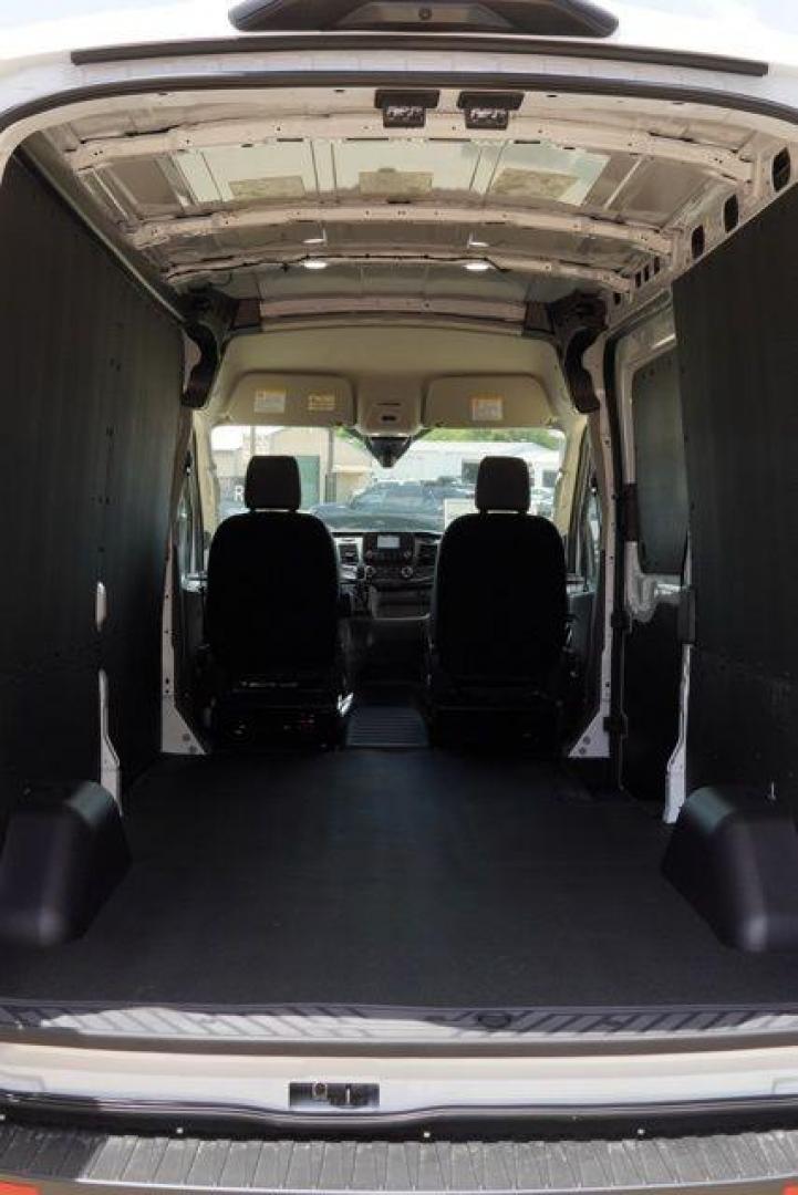 2025 Oxford White /Dark Palazzo Gray Ford Transit-250 Base (1FTBR1C88SK) with an 3.5L V6 Flex Fuel engine, Automatic transmission, located at 1105 E Mulberry, Kaufman, TX, 75142, (972) 962-2151, 32.589550, -96.300926 - $8,525 off MSRP! Priced below KBB Fair Purchase Price!<br><br><br>Oxford White 2025 Ford Transit-250 3D Cargo Van RWD 10-Speed Automatic with Overdrive 3.5L V6 Flex Fuel Price includes: $6000 - Retail Customer Cash. Exp. 03/31/2026 - Photo#10