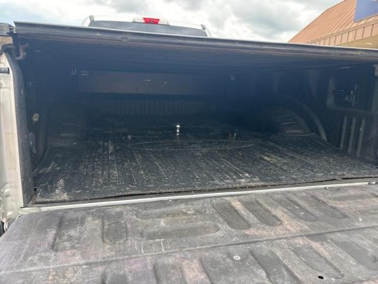 2017 Ingot Silver /Black Ford F-350SD Lariat (1FT8W3BT3HE) with an Power Stroke 6.7L V8 DI 32V OHV Turbodiesel engine, Automatic transmission, located at 1105 E Mulberry, Kaufman, TX, 75142, (972) 962-2151, 32.589550, -96.300926 - Photo#10