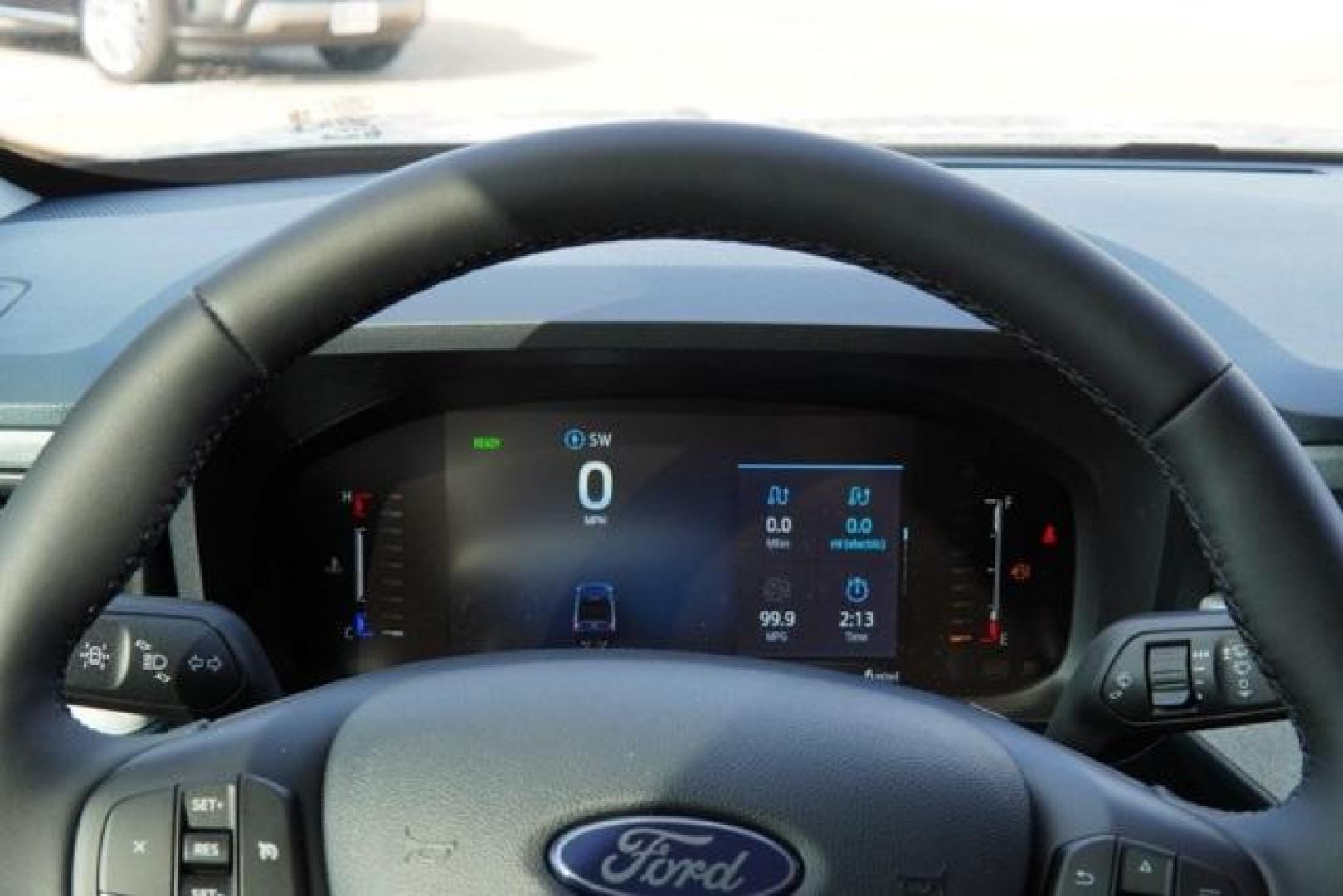 2025 Azure Gray Metallic Tri-Coat /Blue Ford Maverick XLT (3FTTW8H33SR) with an 2.5L I-4 Hybrid engine, CVT transmission, located at 1105 E Mulberry, Kaufman, TX, 75142, (972) 962-2151, 32.589550, -96.300926 - Azure Gray Metallic Tri-Coat 2025 Ford Maverick 4D Crew Cab XLT FWD CVT 2.5L I-4 Hybrid 2.5L I-4 Hybrid.<br><br>42/35 City/Highway MPG<br><br><br>Please call Paul Murrey Ford Inc. In Kaufman Texas A Family Dealership Since 1952 Serving the Dallas Fort Worth and East Texas areas for over 70 years. Pl - Photo#3