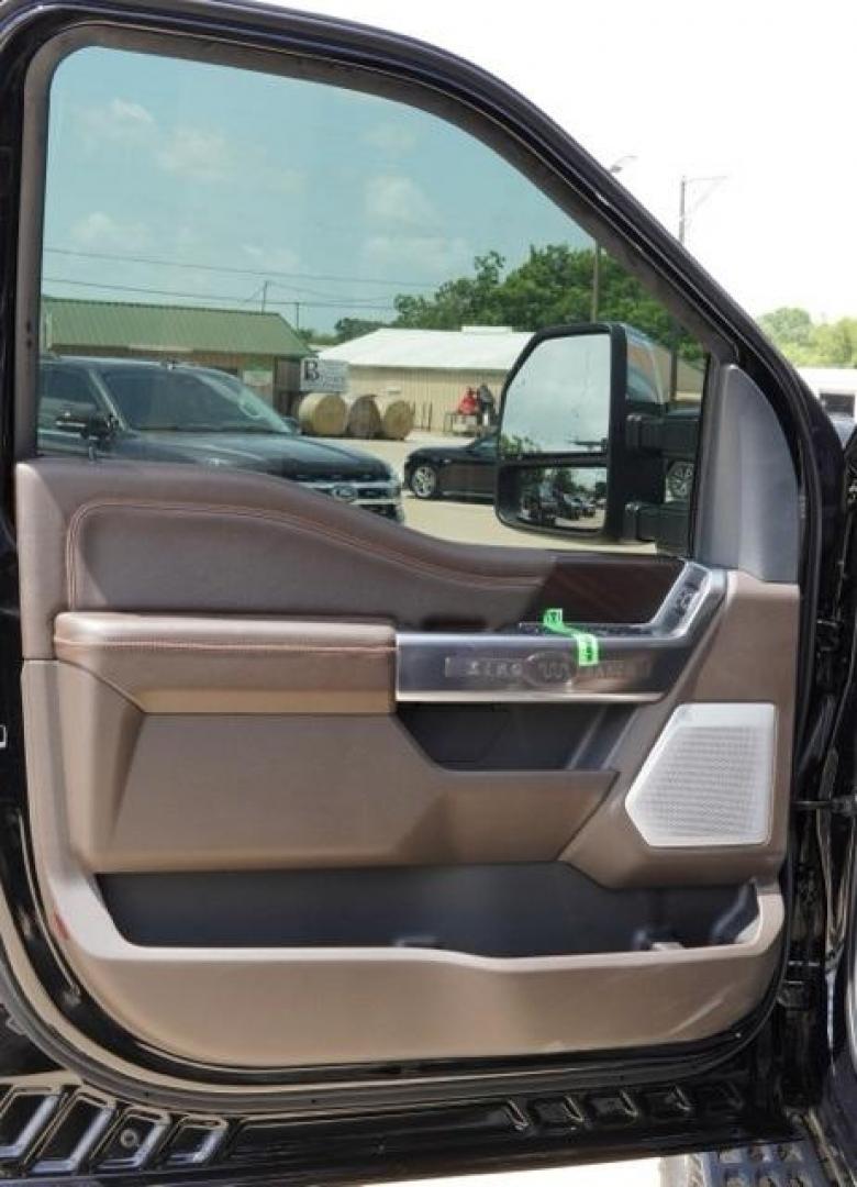 2025 Black Metallic /Java Ford F-350SD King Ranch (1FT8W3BM7SE) with an 6.7L High Output Power Stroke V8 Diesel engine, Automatic transmission, located at 1105 E Mulberry, Kaufman, TX, 75142, (972) 962-2151, 32.589550, -96.300926 - Agate Black Metallic 2025 Ford F-350SD 4D Crew Cab King Ranch 4WD 10-Speed Automatic 6.7L High Output Power Stroke V8 Diesel 4WD.<br><br><br>Please call Paul Murrey Ford Inc. In Kaufman Texas A Family Dealership Since 1952 Serving the Dallas Fort Worth and East Texas areas for over 70 years. Please - Photo#11