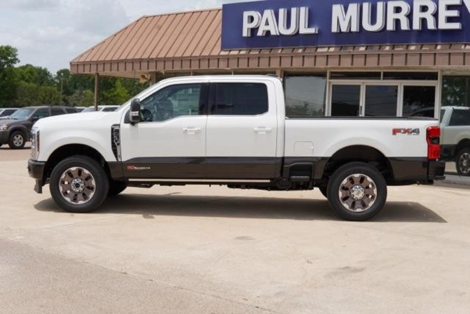 2025 Star White Metallic Tri-Coat /40 Console 40 Seat Ford F-250SD King Ranch (1FT8W2BM5SE) with an 6.7L High Output Power Stroke V8 Diesel engine, Automatic transmission, located at 1105 E Mulberry, Kaufman, TX, 75142, (972) 962-2151, 32.589550, -96.300926 - Photo#1